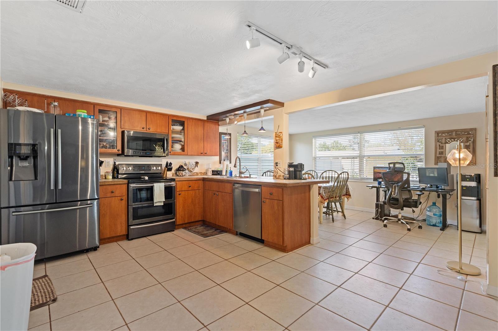 3249 EISENHOWER DRIVE