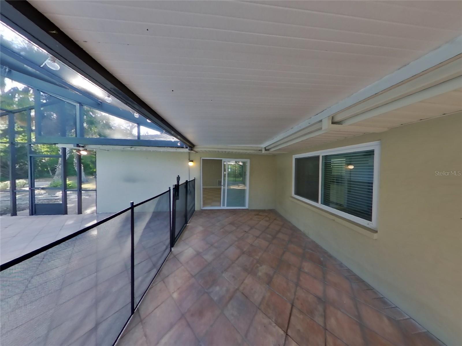 DESOTO LAKES COUNTRY CLUB COLONY 4 - Residential Lease