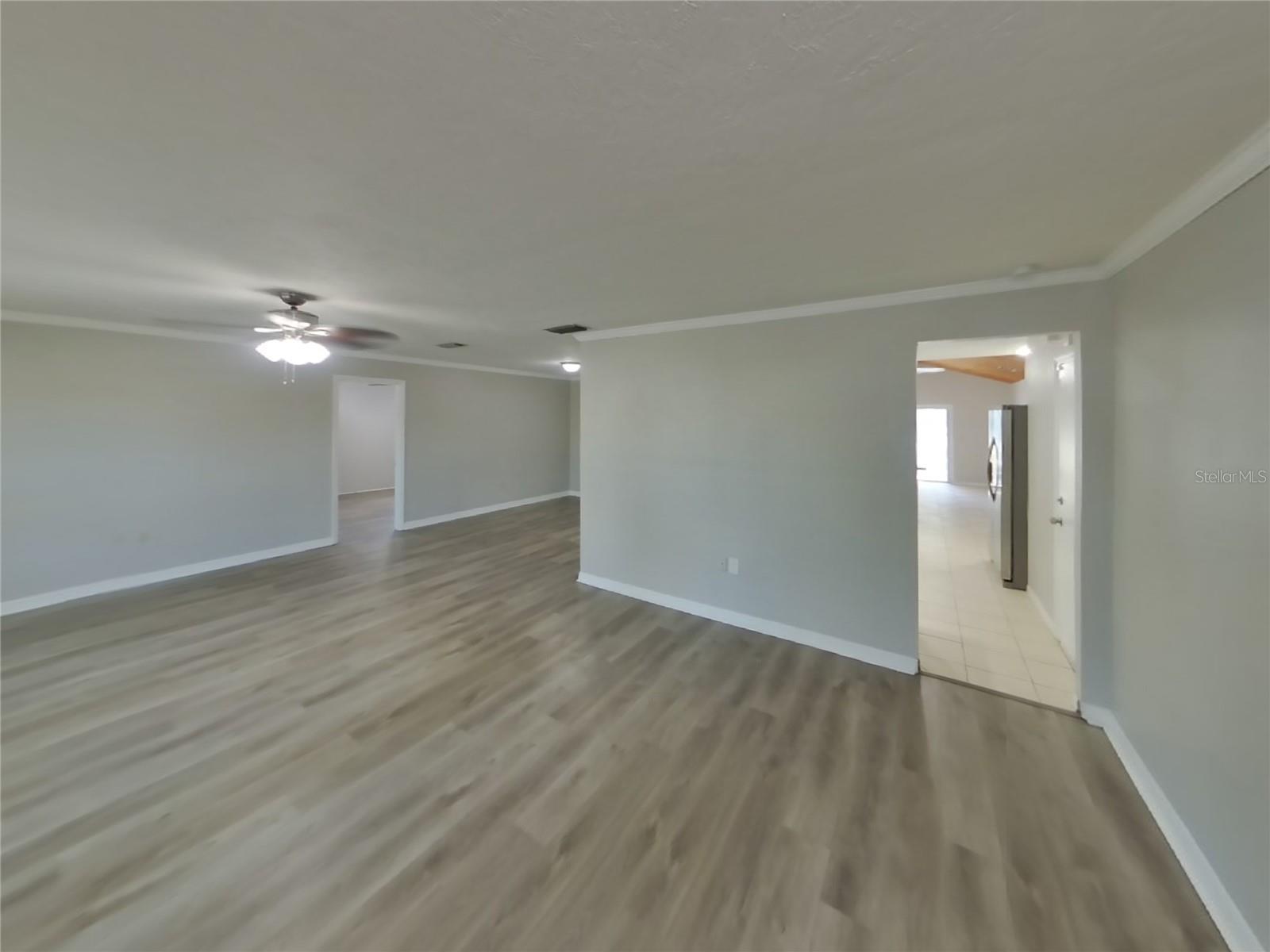 DESOTO LAKES COUNTRY CLUB COLONY 4 - Residential Lease