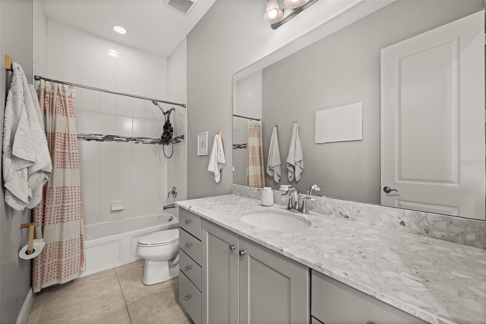 HAMPTON PK/GATEWAY PH 7 - Residential