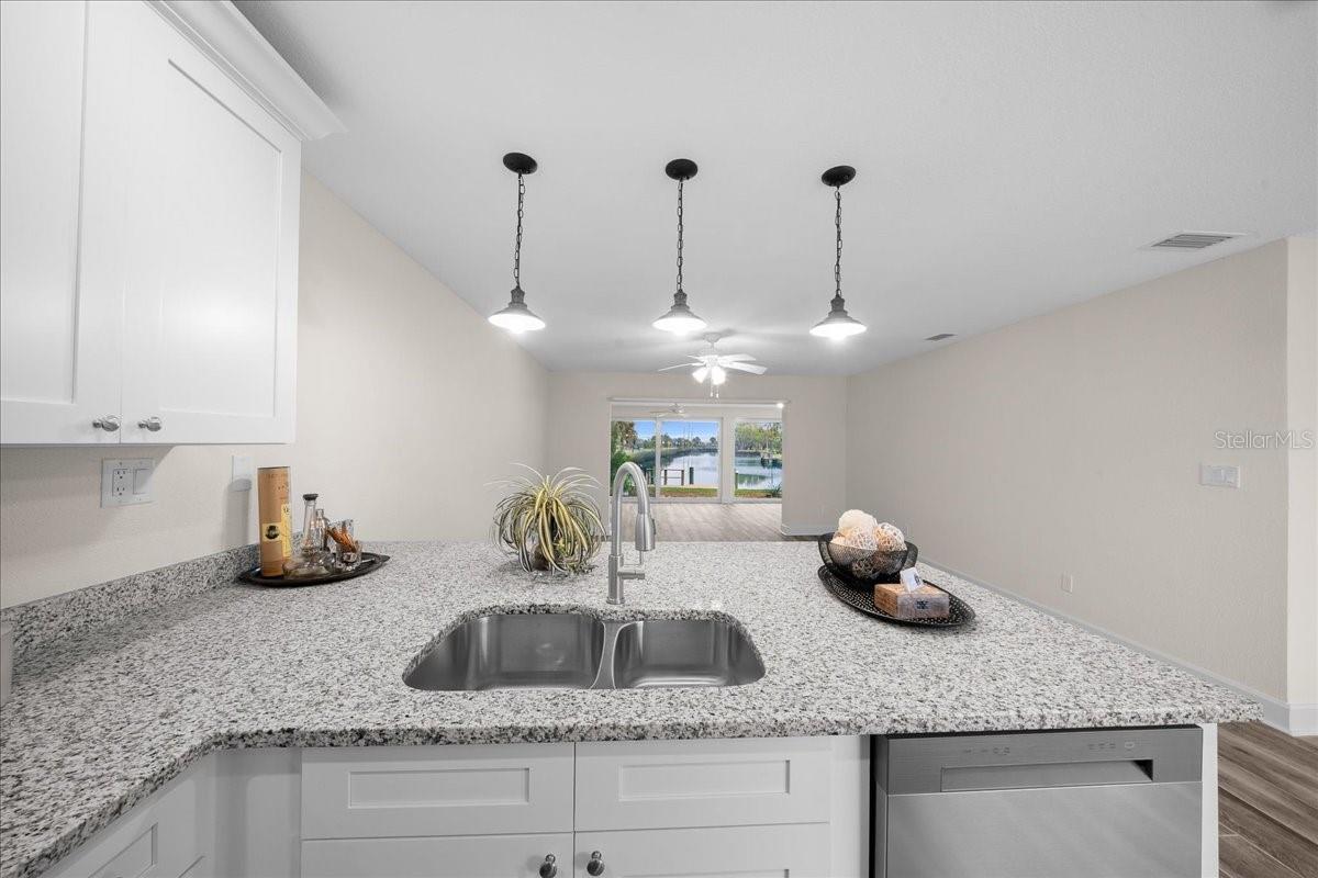 BAY VILLAS - Residential