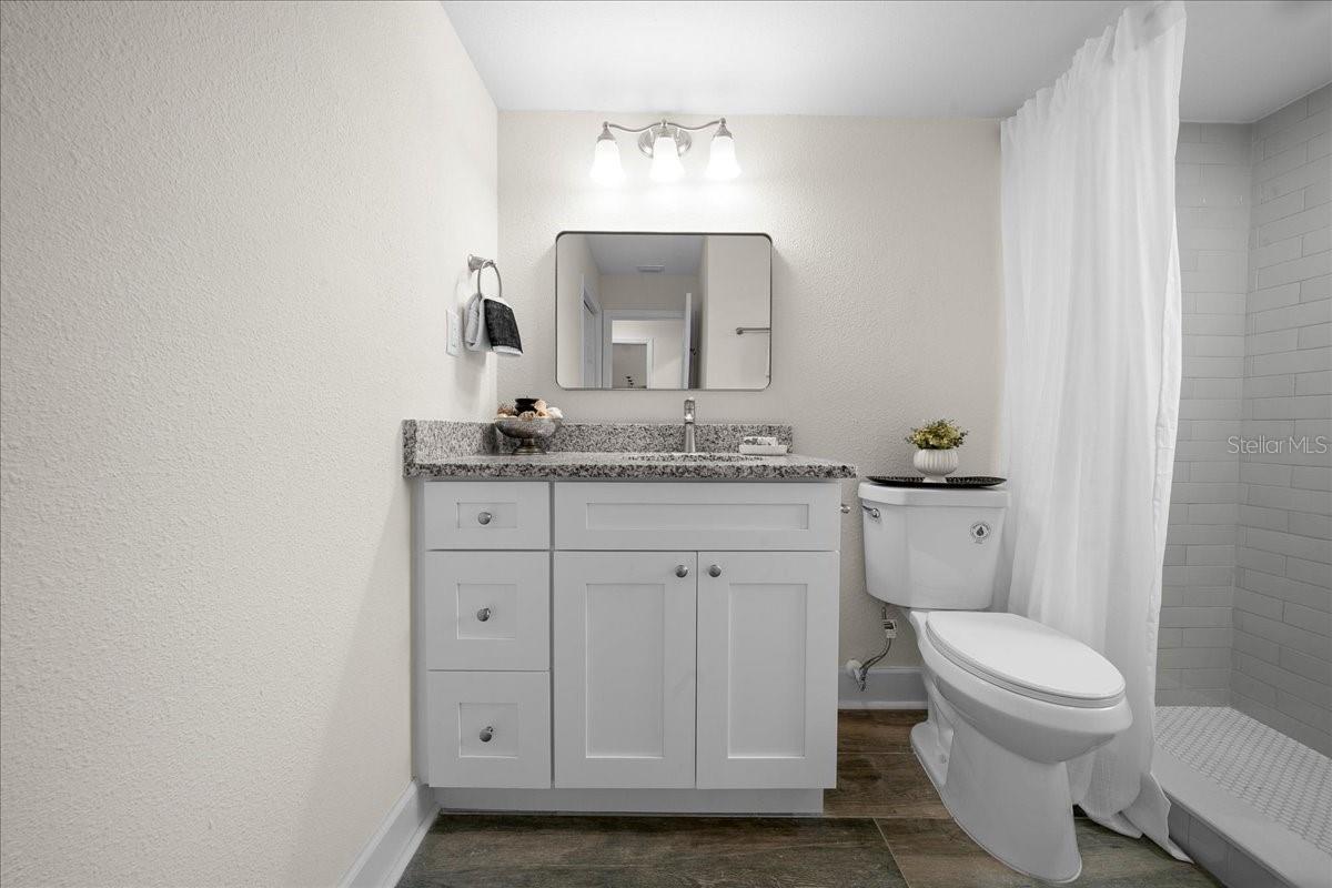 BAY VILLAS - Residential