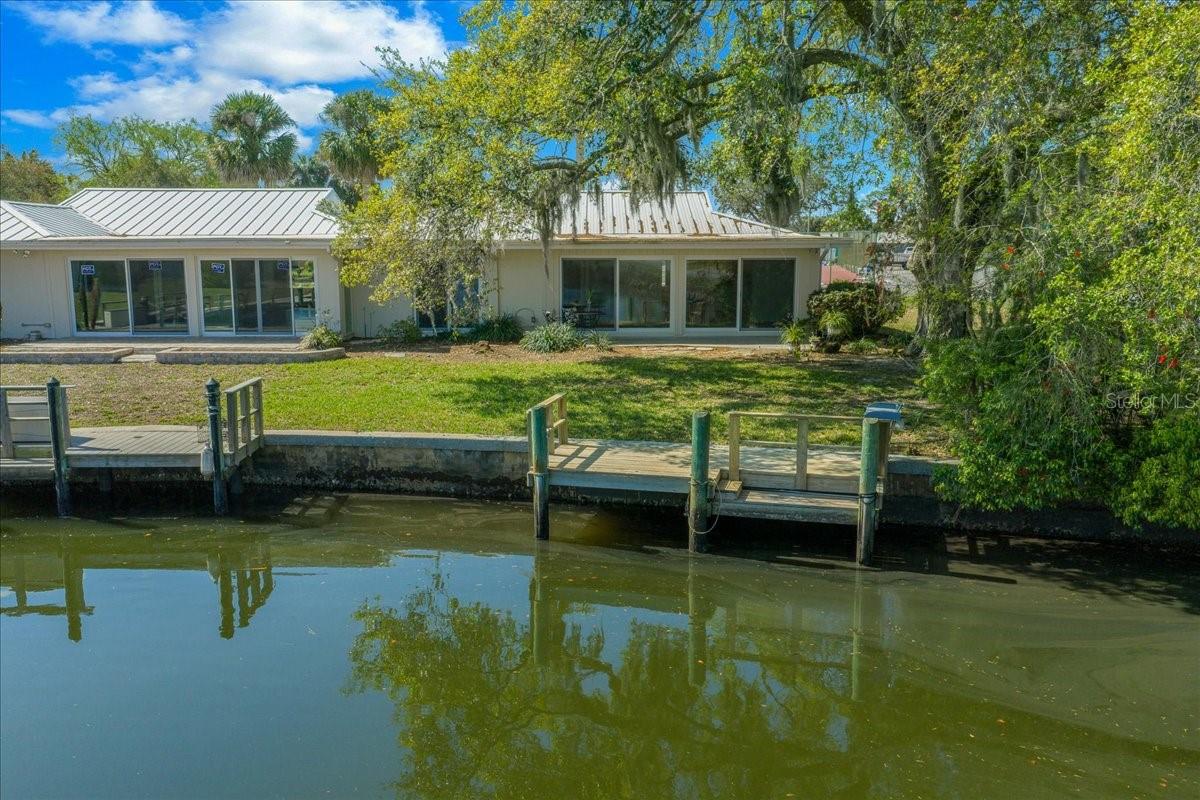 BAY VILLAS - Residential