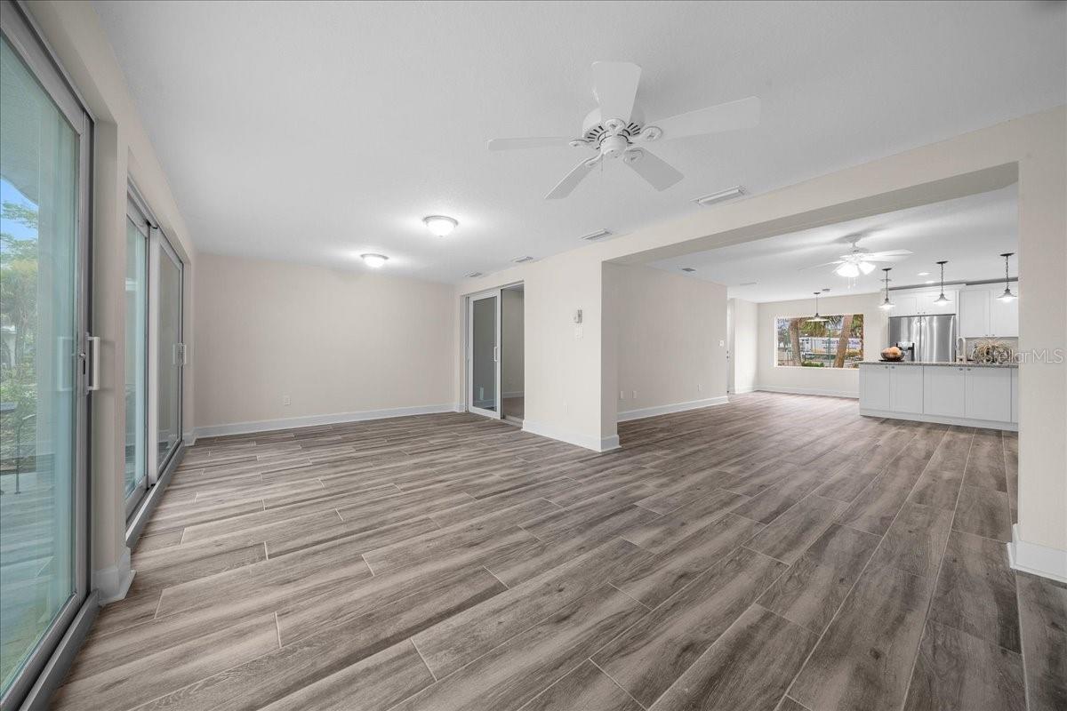 BAY VILLAS - Residential