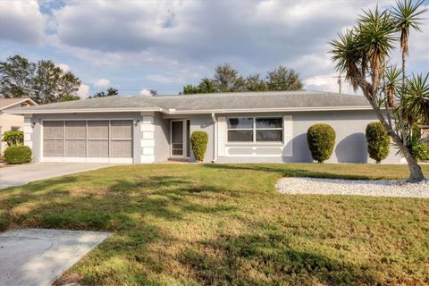 Photo of 1611 E Cypress Point Drive, Venice, FL 34293 (MLS # N6141550)