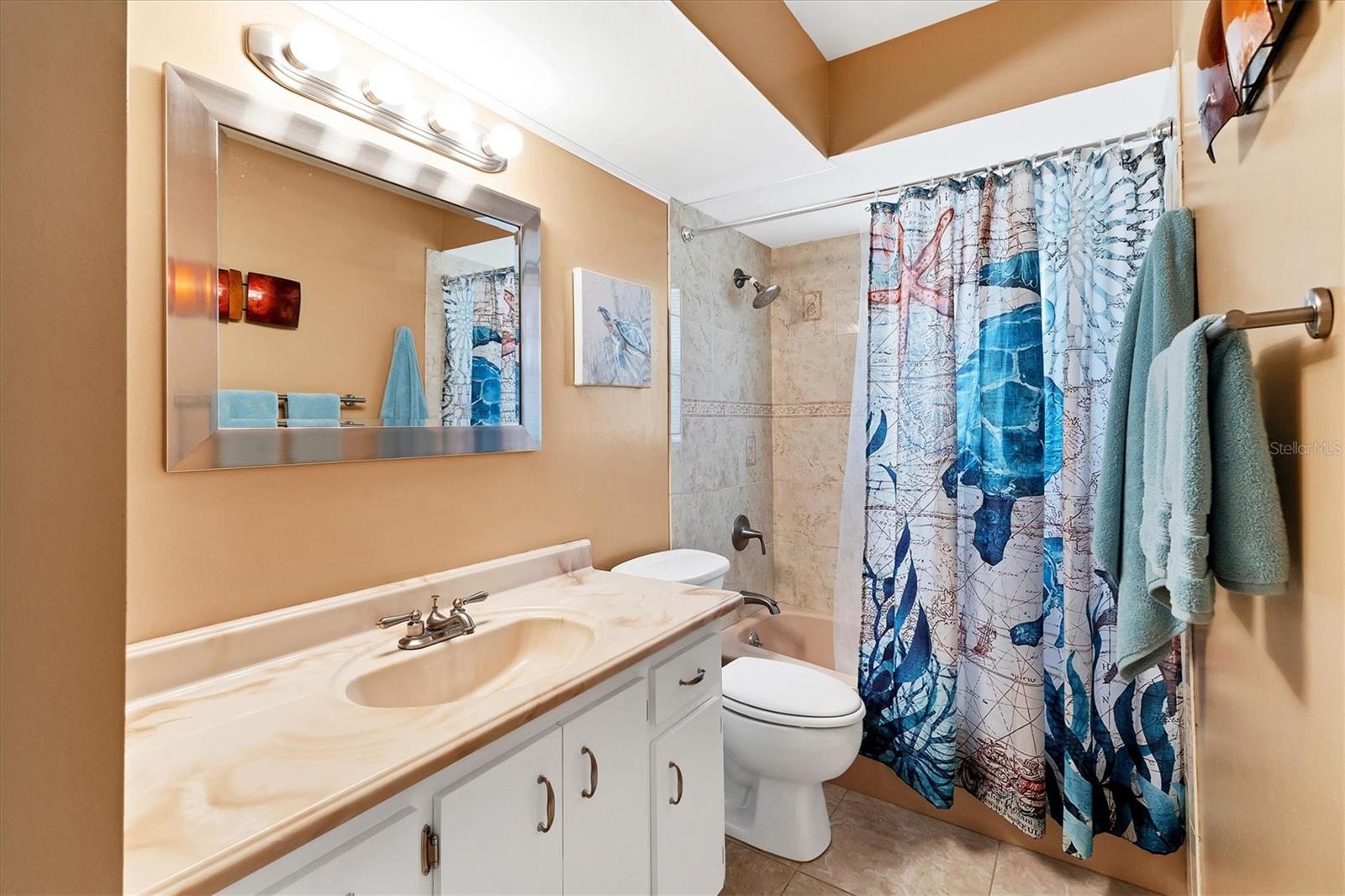 VENICE GARDENS - Residential