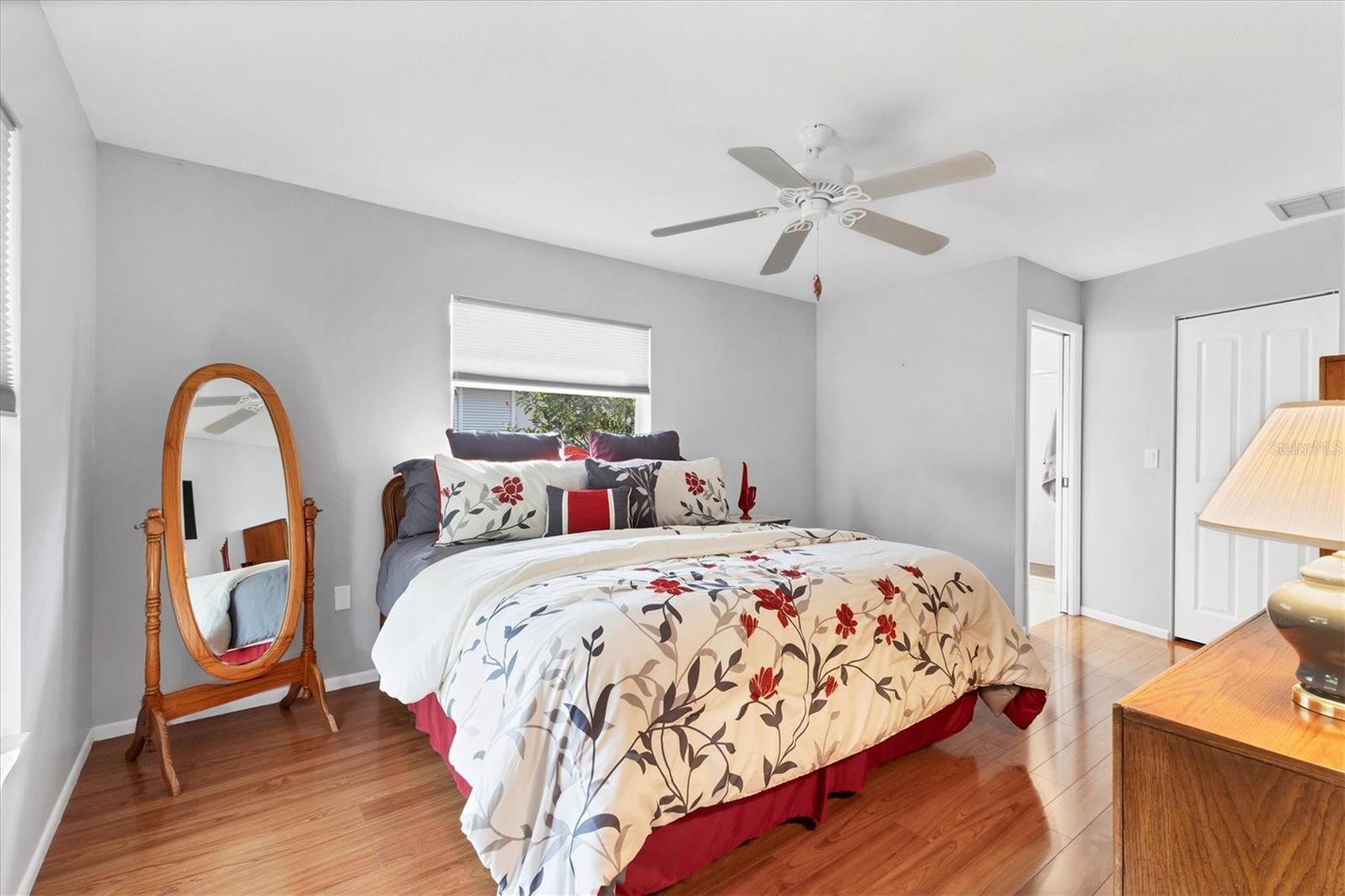 VENICE GARDENS - Residential