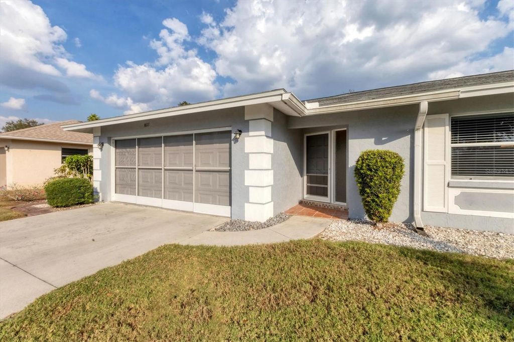 Photo of 1611 E Cypress Point Drive, Venice, FL 34293 (MLS # N6141550)