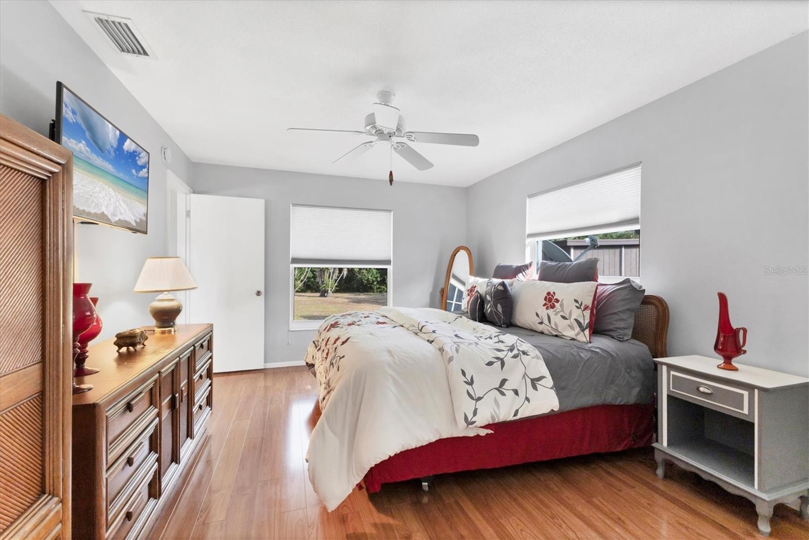 VENICE GARDENS - Residential