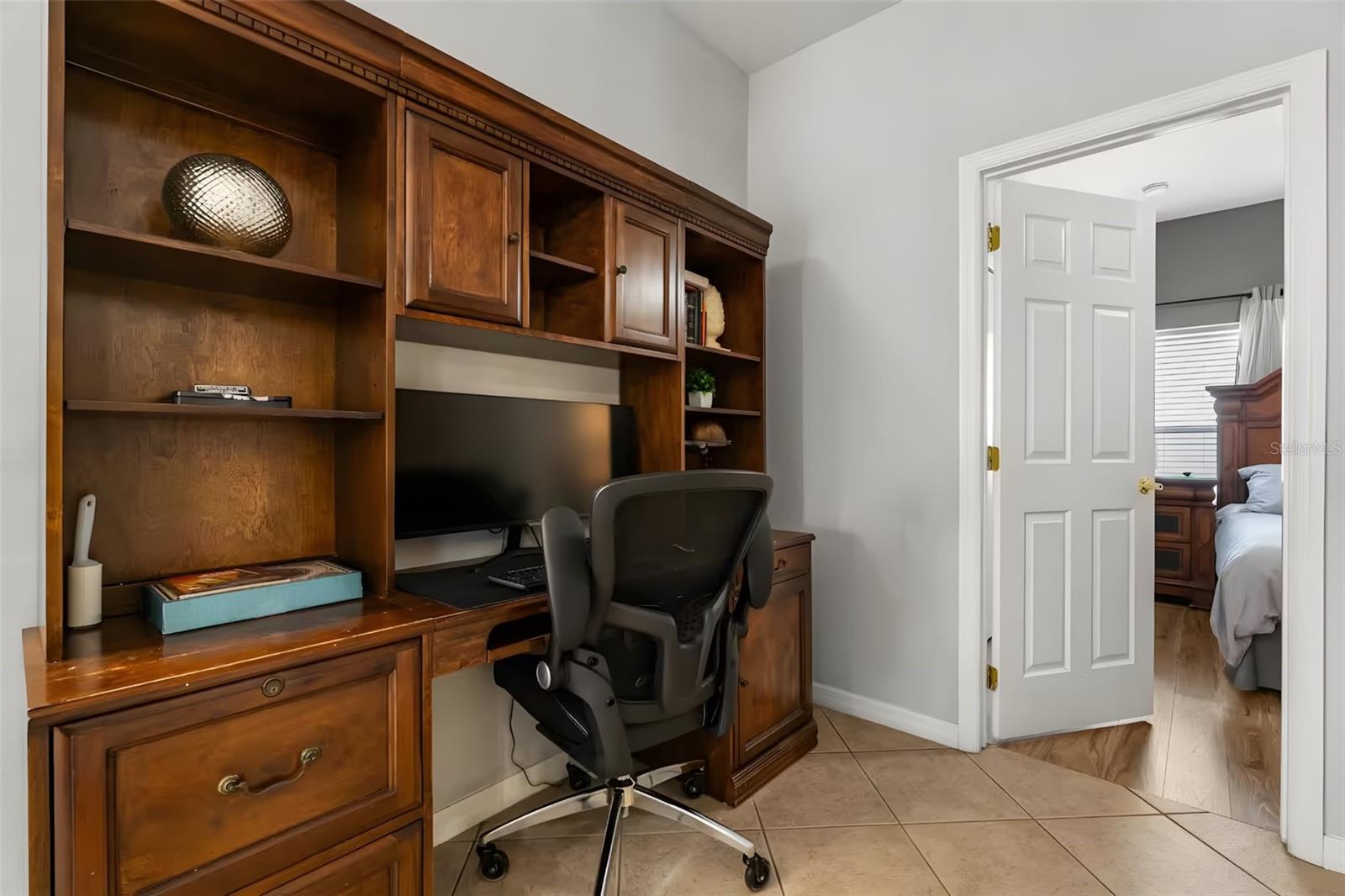 WYNDHAM POINTE - Residential