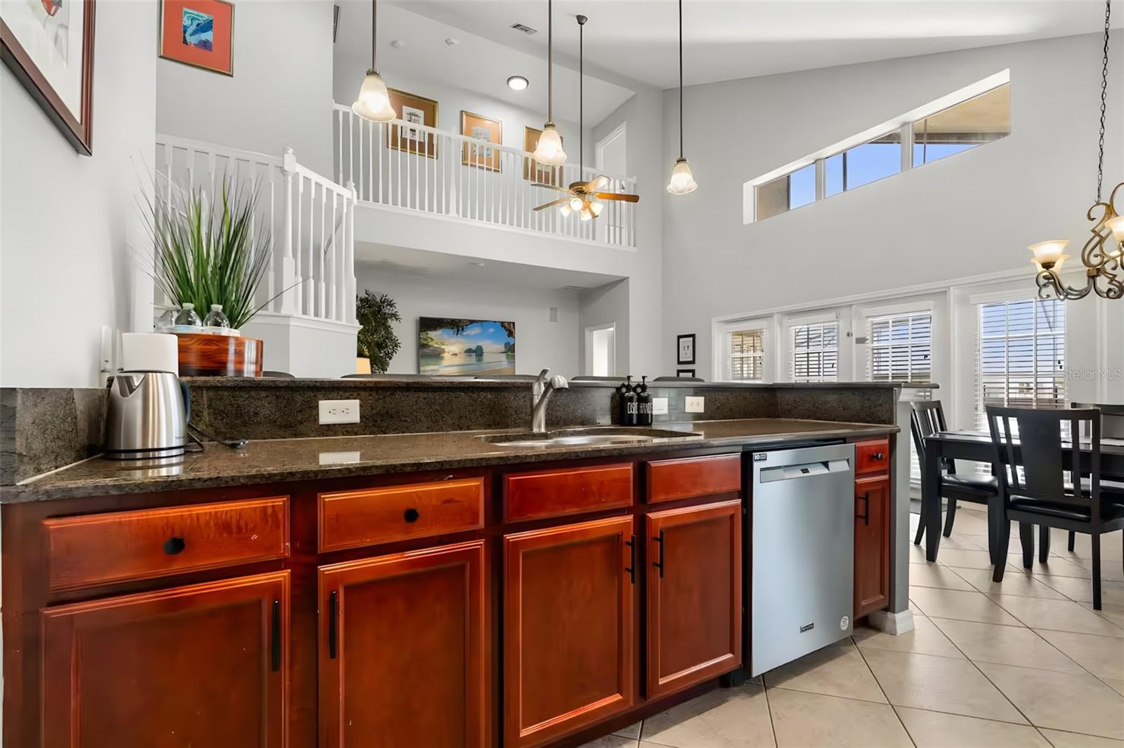 WYNDHAM POINTE - Residential