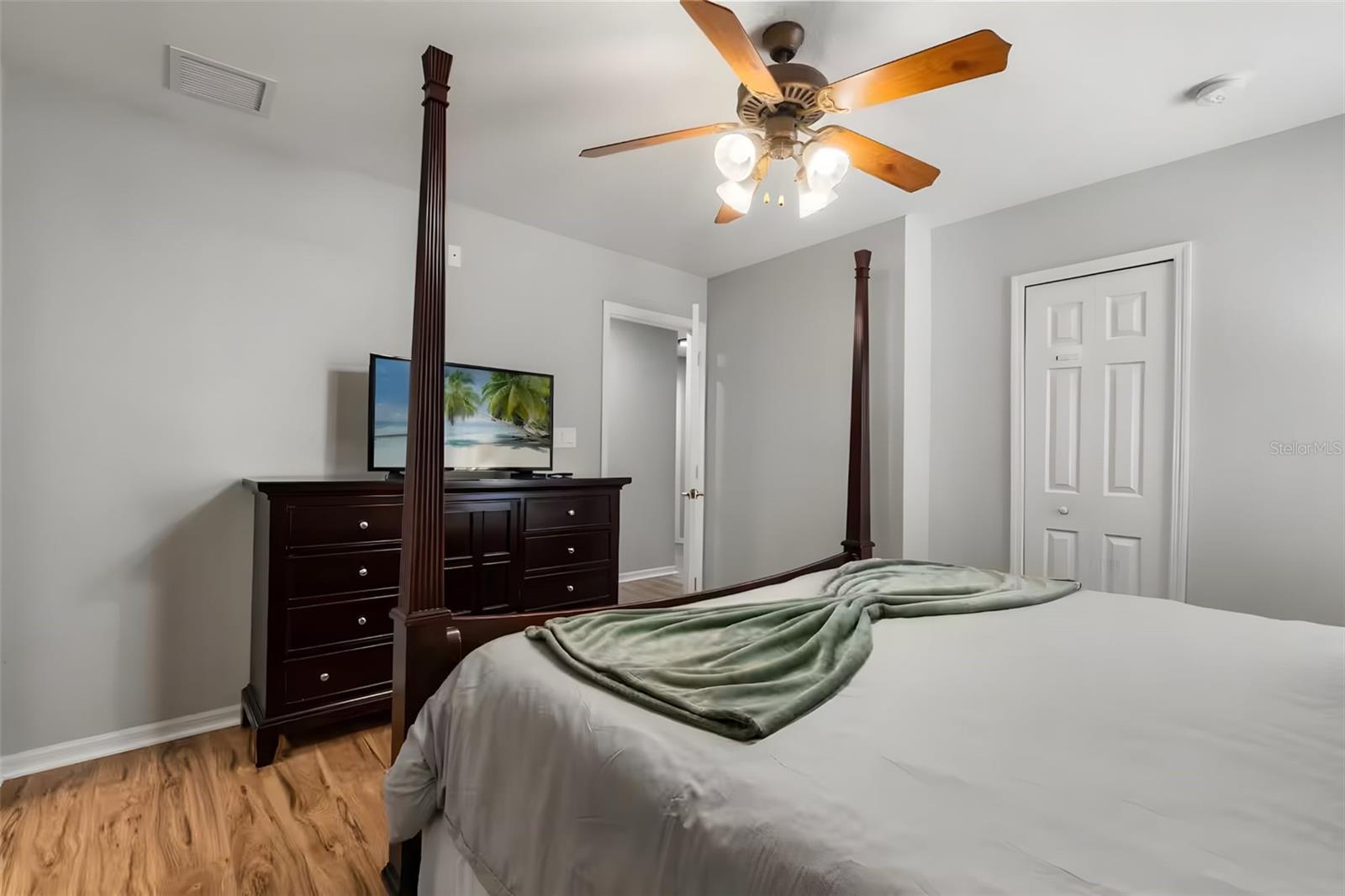 WYNDHAM POINTE - Residential