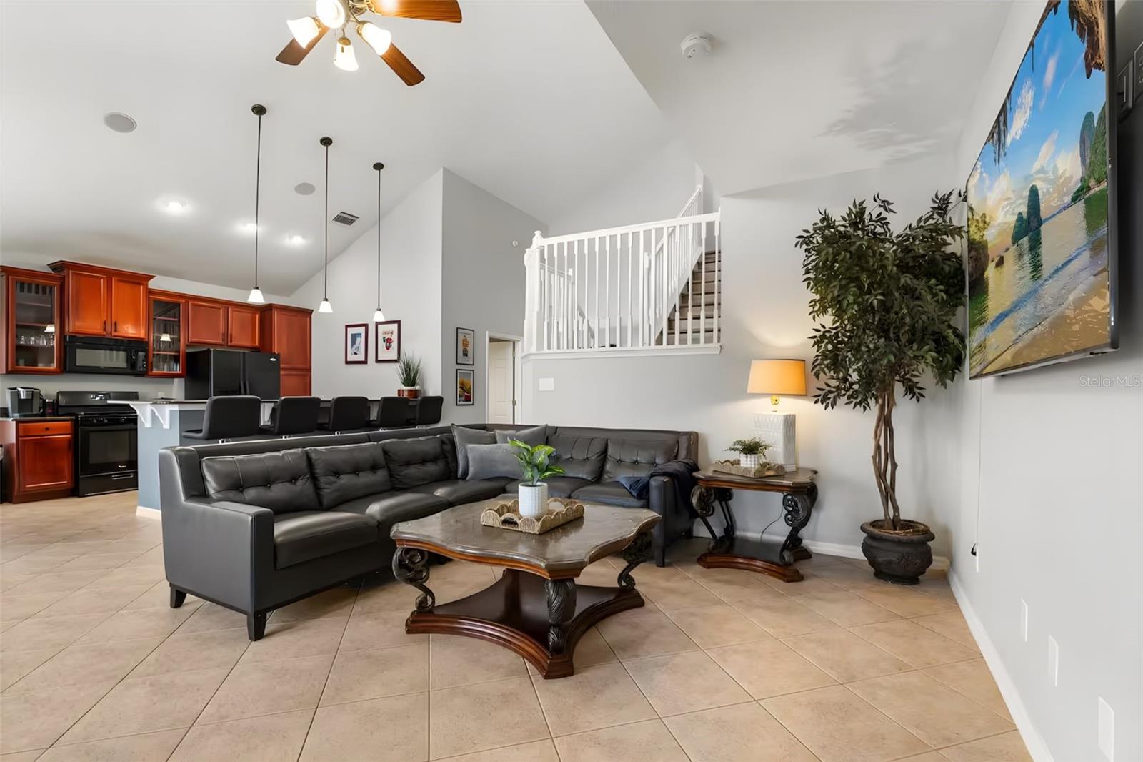 WYNDHAM POINTE - Residential