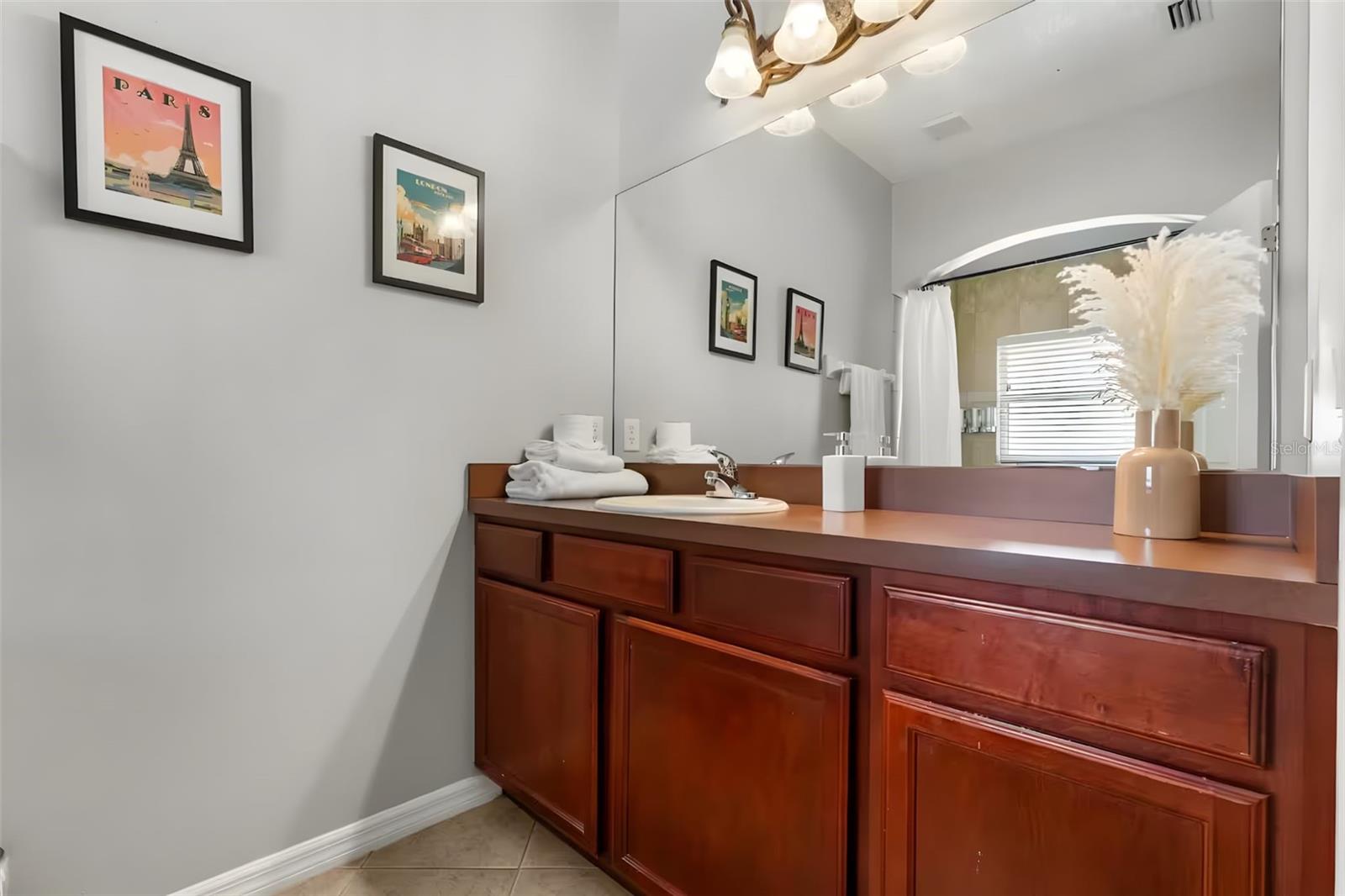 WYNDHAM POINTE - Residential