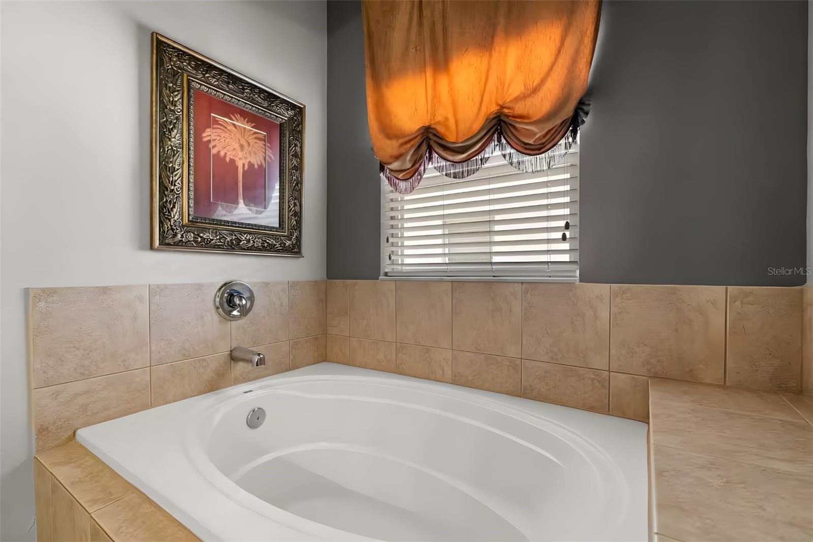 WYNDHAM POINTE - Residential