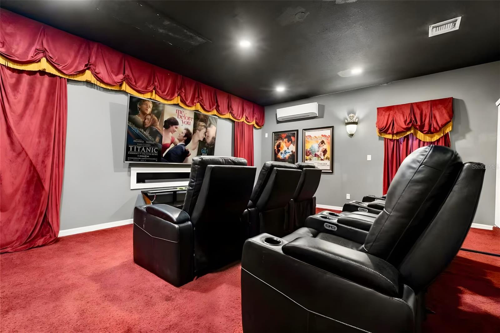 WYNDHAM POINTE - Residential