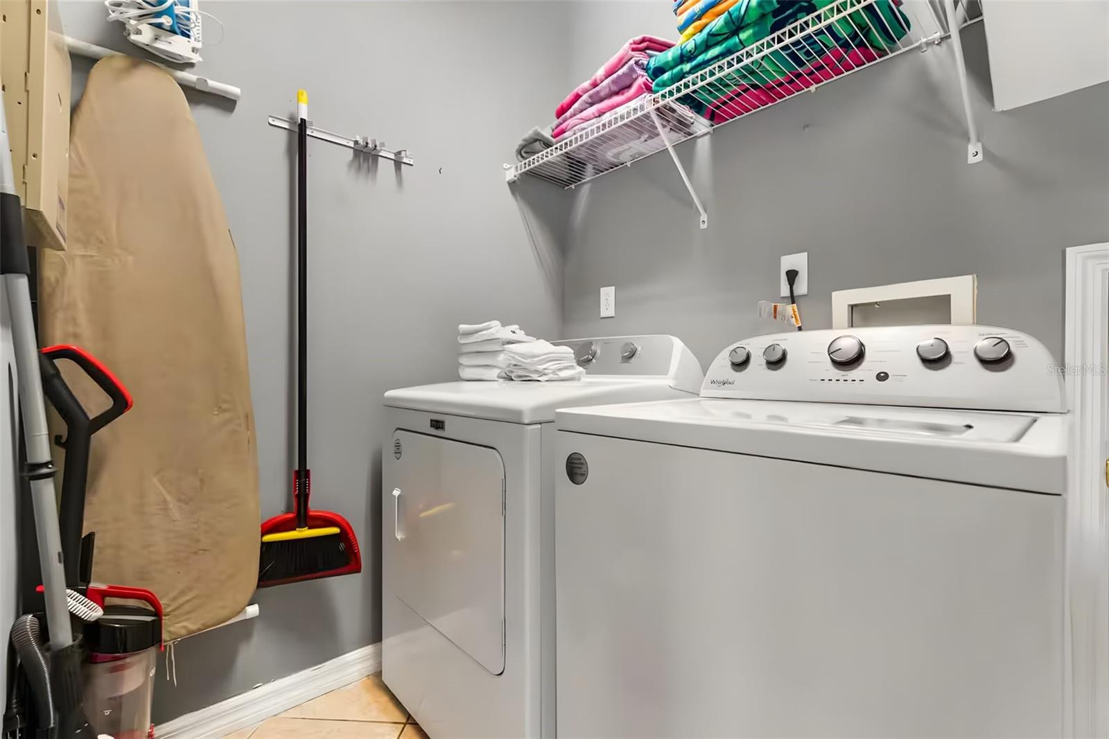 WYNDHAM POINTE - Residential