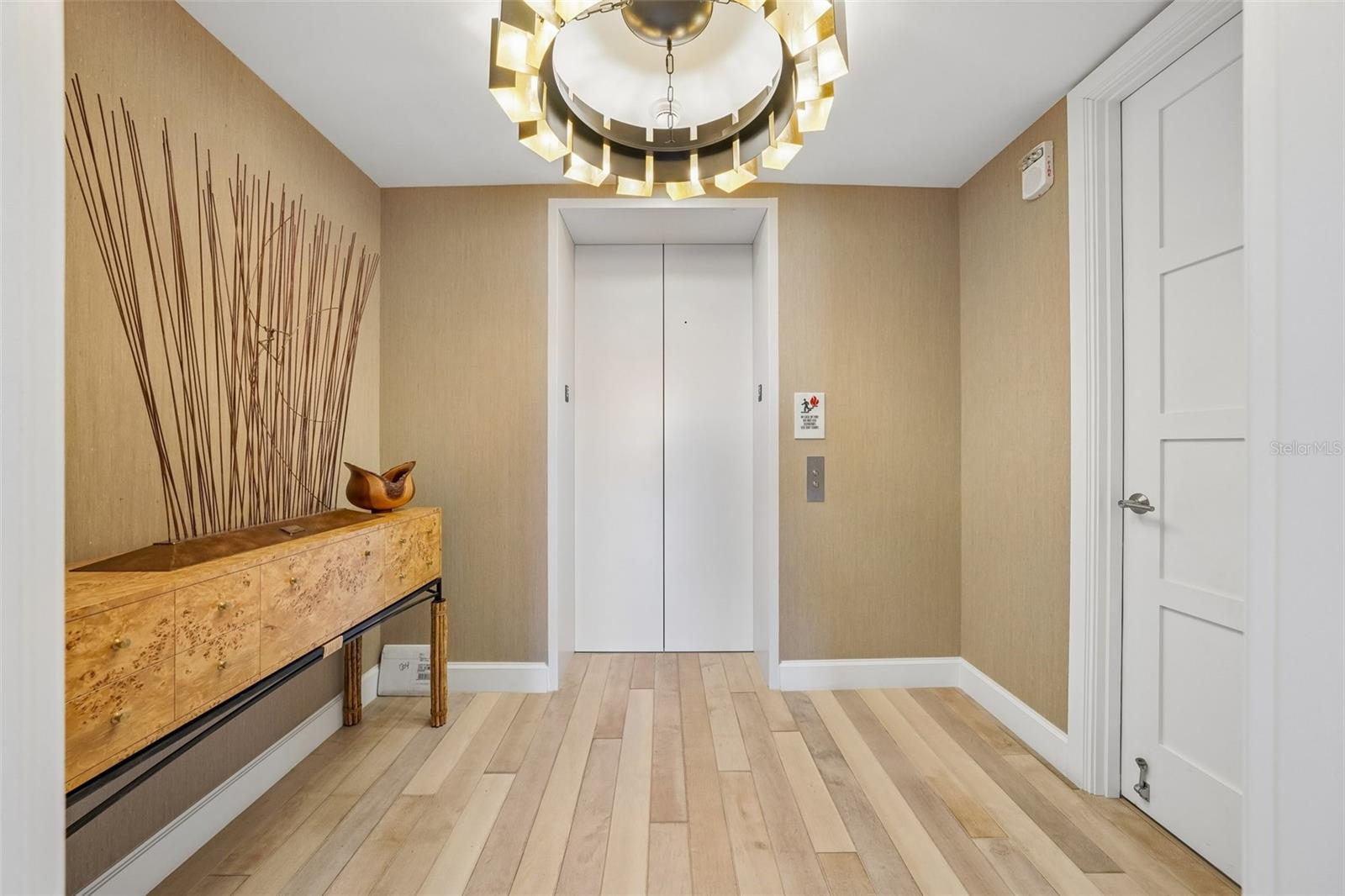 3401 BAYSHORE BOULEVARD 1204
