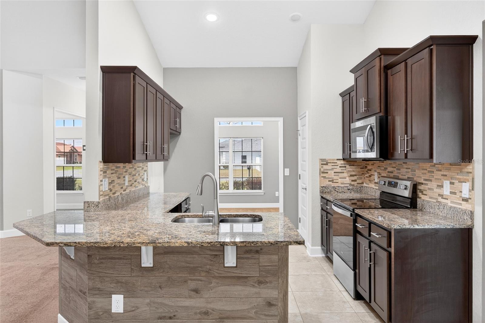 MEADOW GLENN UN 2 - Residential