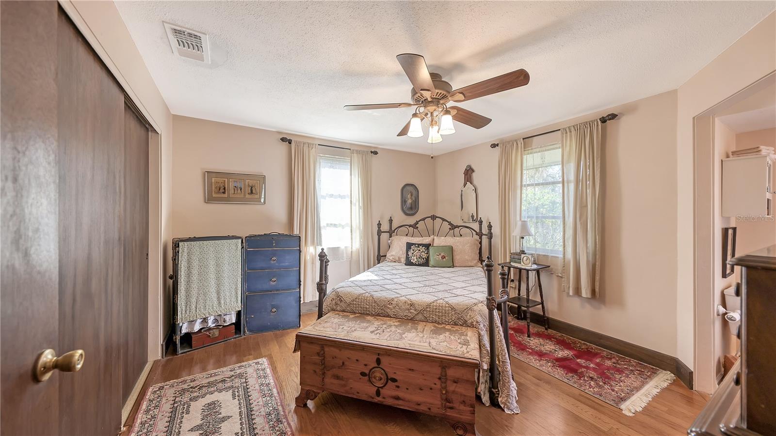 DE SOTO LAKES - Residential