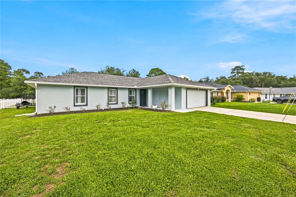Photo of 47 Redwood Track Course, Ocala, FL 34472 (MLS # OM730374)