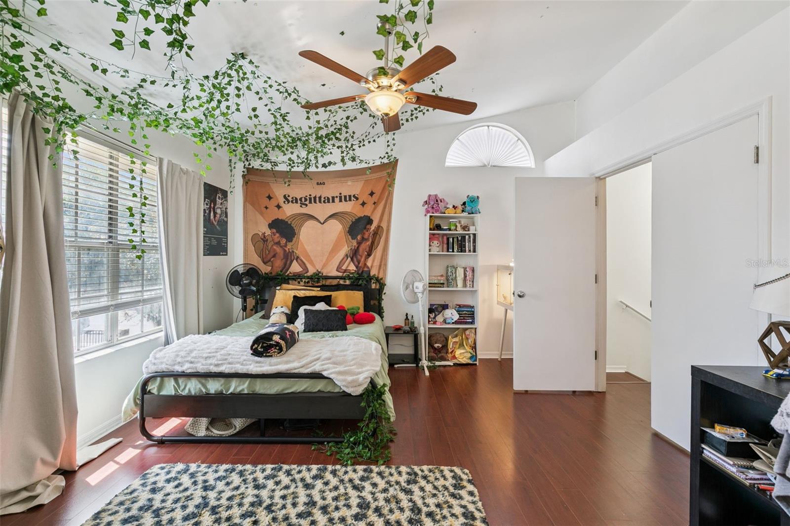 LAKEVIEW VILLAGE CONDO 14 - Residential