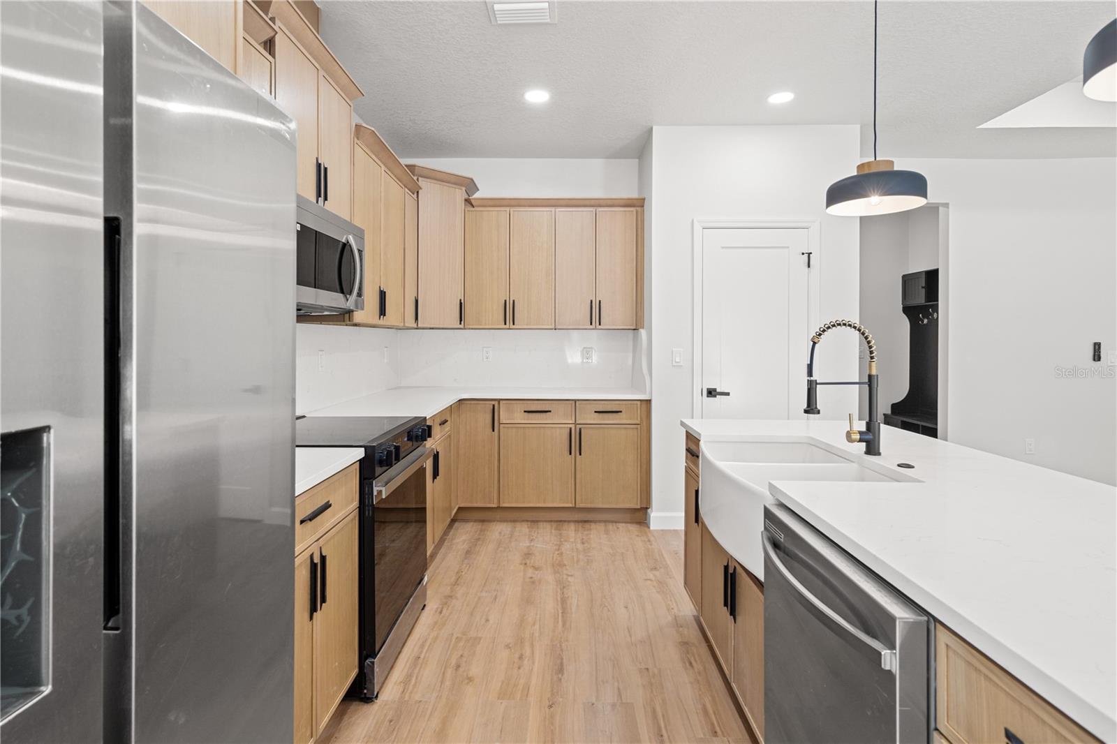 CHIEFLAND COUNTRY ESTATES - Residential