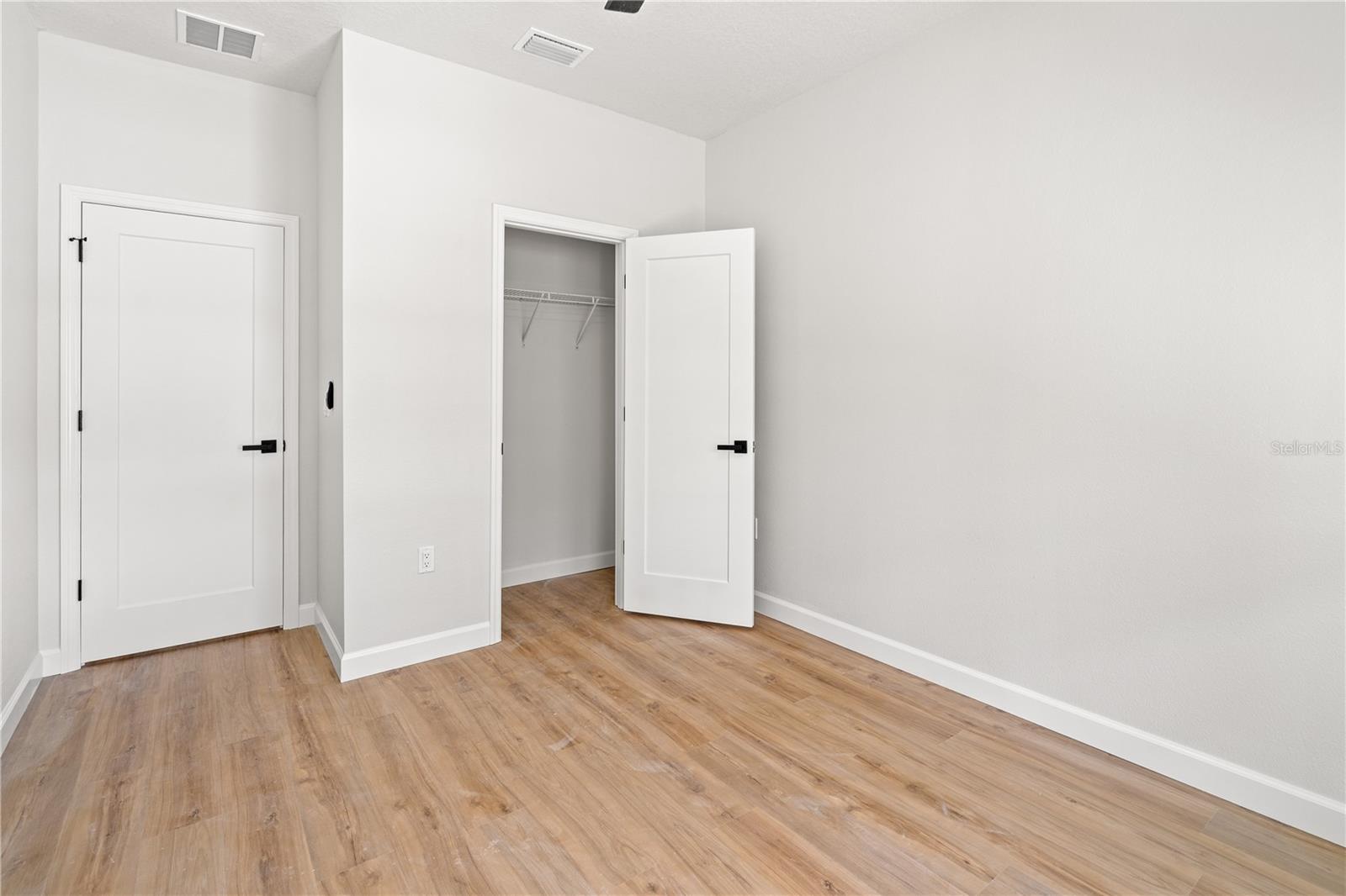 CHIEFLAND COUNTRY ESTATES - Residential