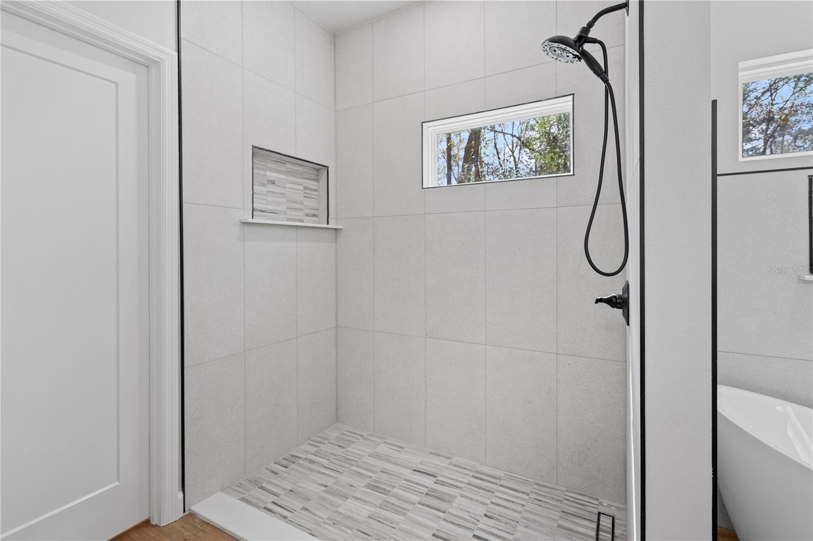 CHIEFLAND COUNTRY ESTATES - Residential