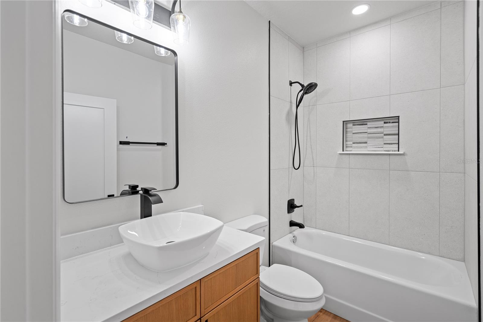 CHIEFLAND COUNTRY ESTATES - Residential