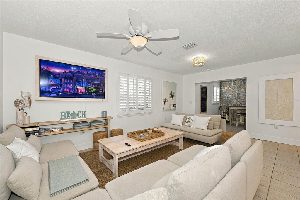 Photo of 839 Florida Avenue, Palm Harbor, FL 34683 (MLS # TB8542981)