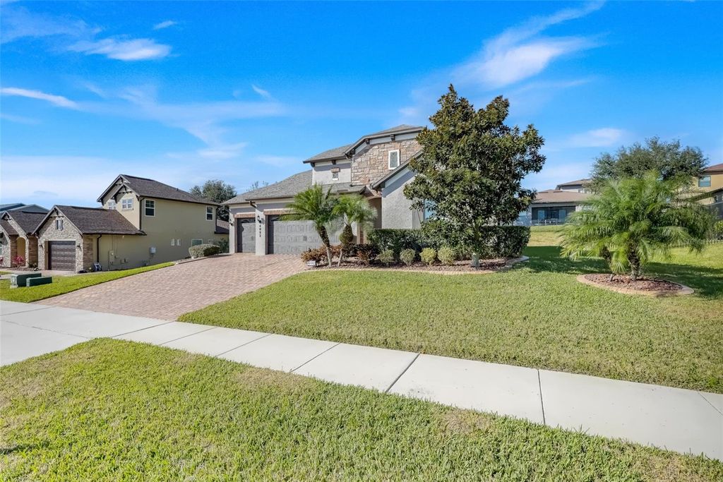 Photo of 4092 Longbow Drive, Clermont, FL 34711 (MLS # O6376099)