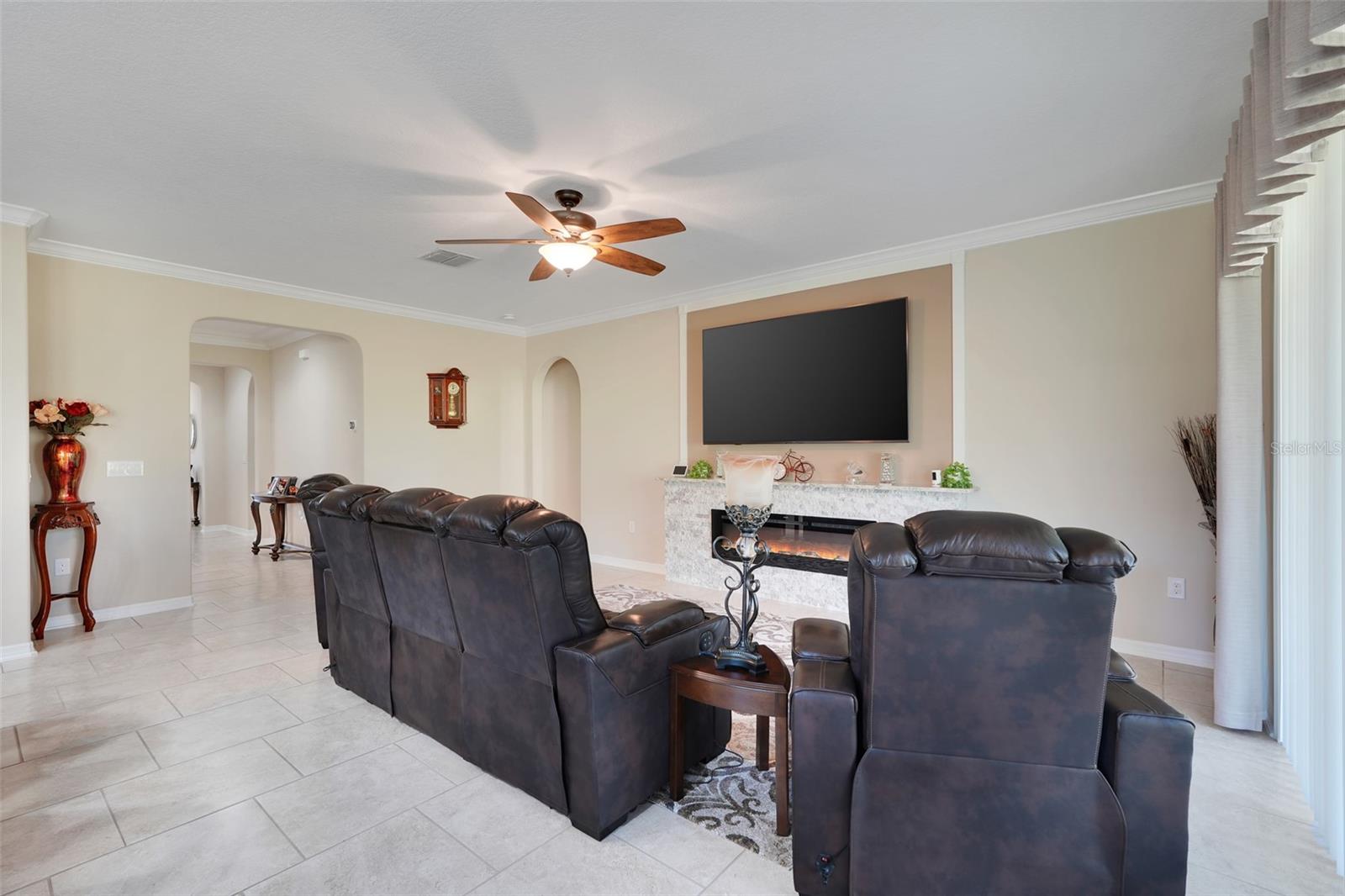 HUNTERS RUN PH 3 - Residential