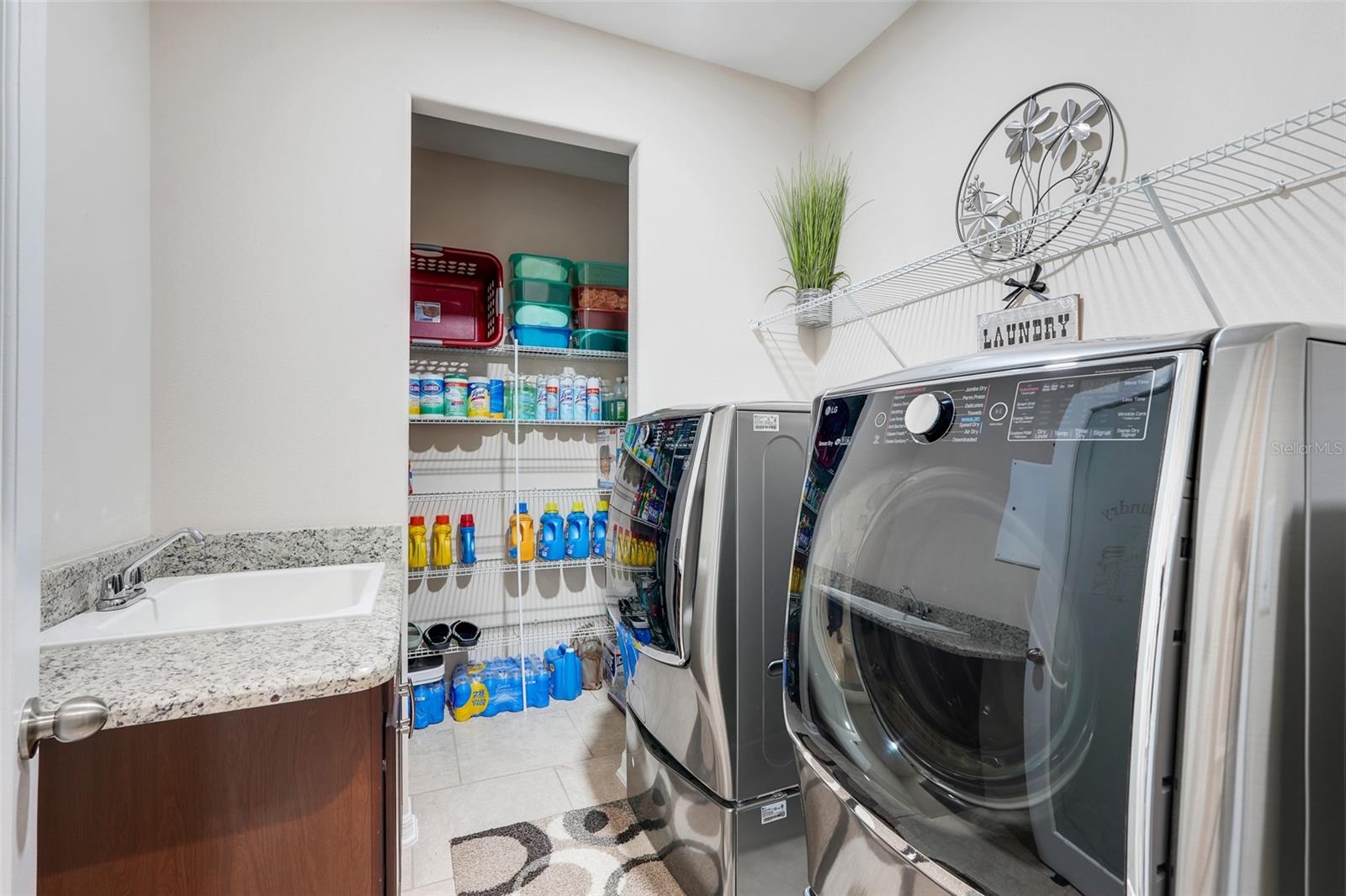 HUNTERS RUN PH 3 - Residential