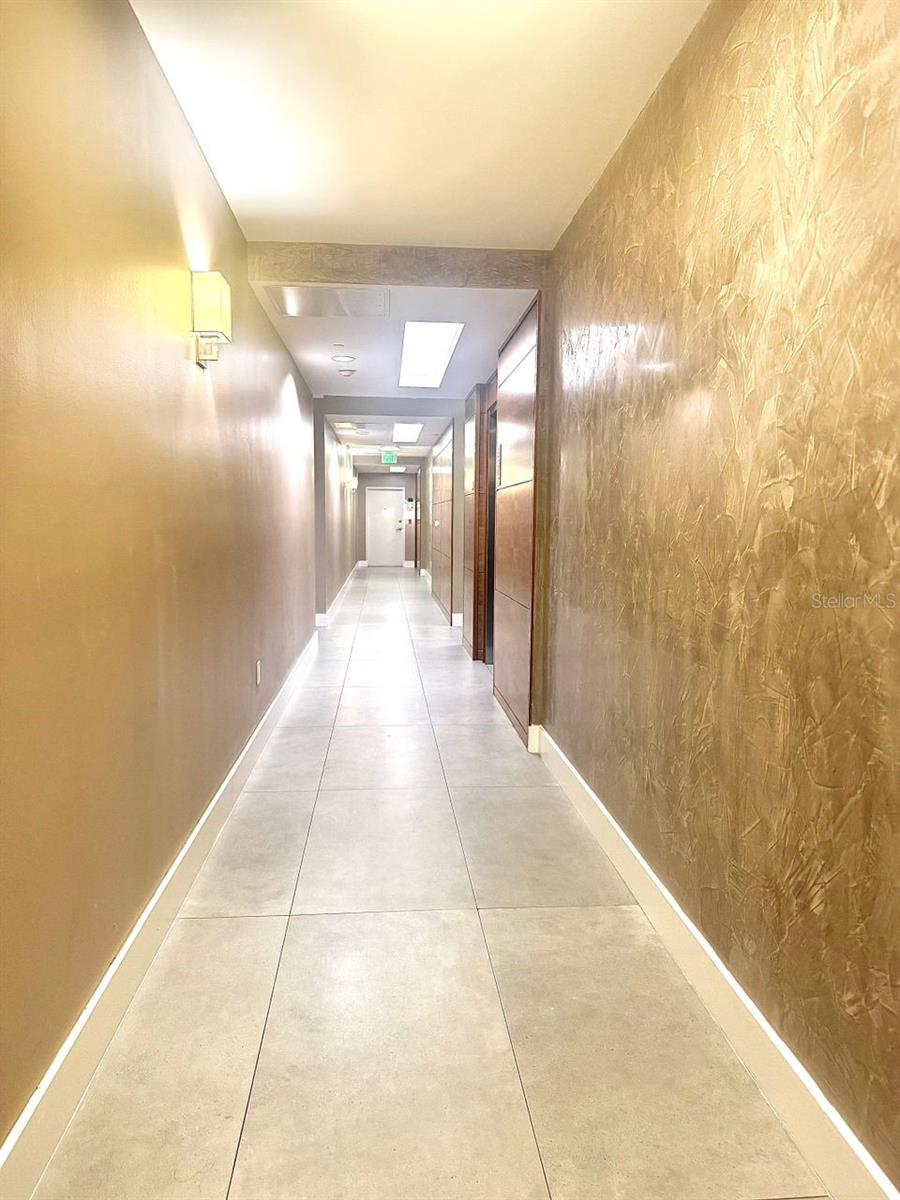 BAY HOUSE MIAMI - Residential