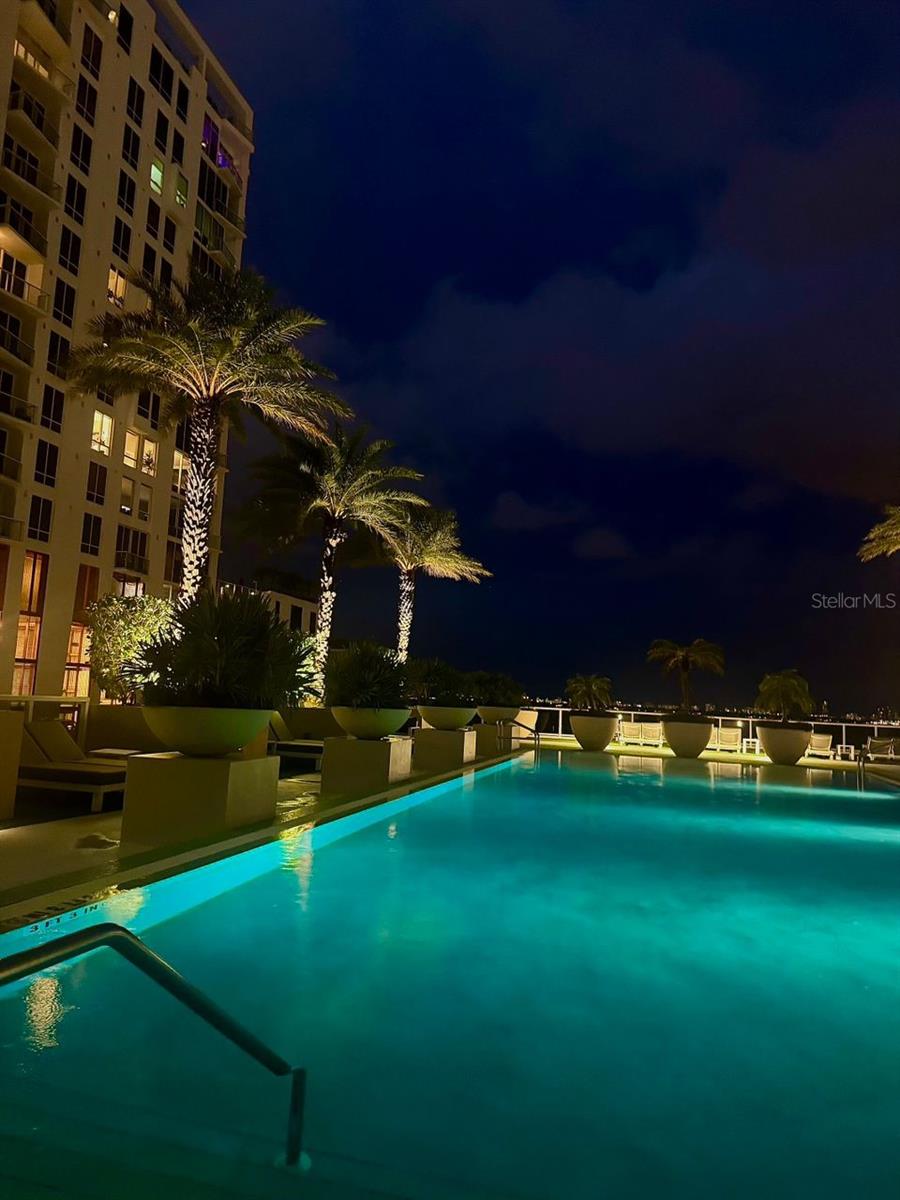 BAY HOUSE MIAMI - Residential