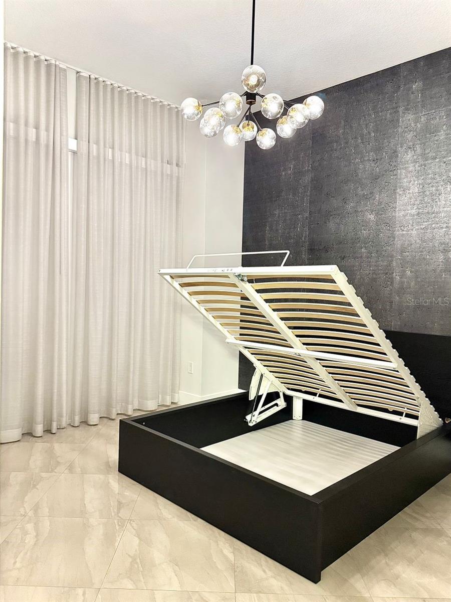 BAY HOUSE MIAMI - Residential