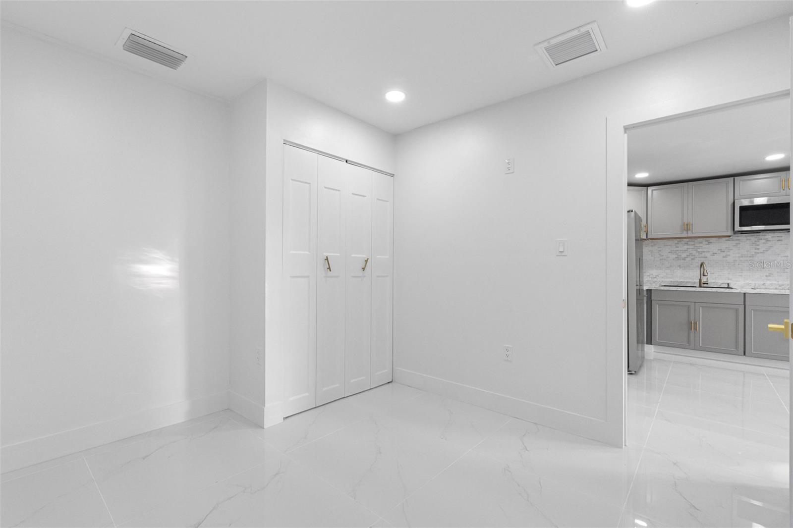 PINECREST VILLA ADD 1 - Residential