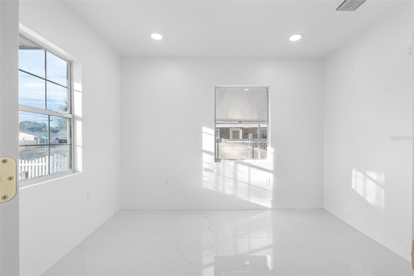 PINECREST VILLA ADD 1 - Residential