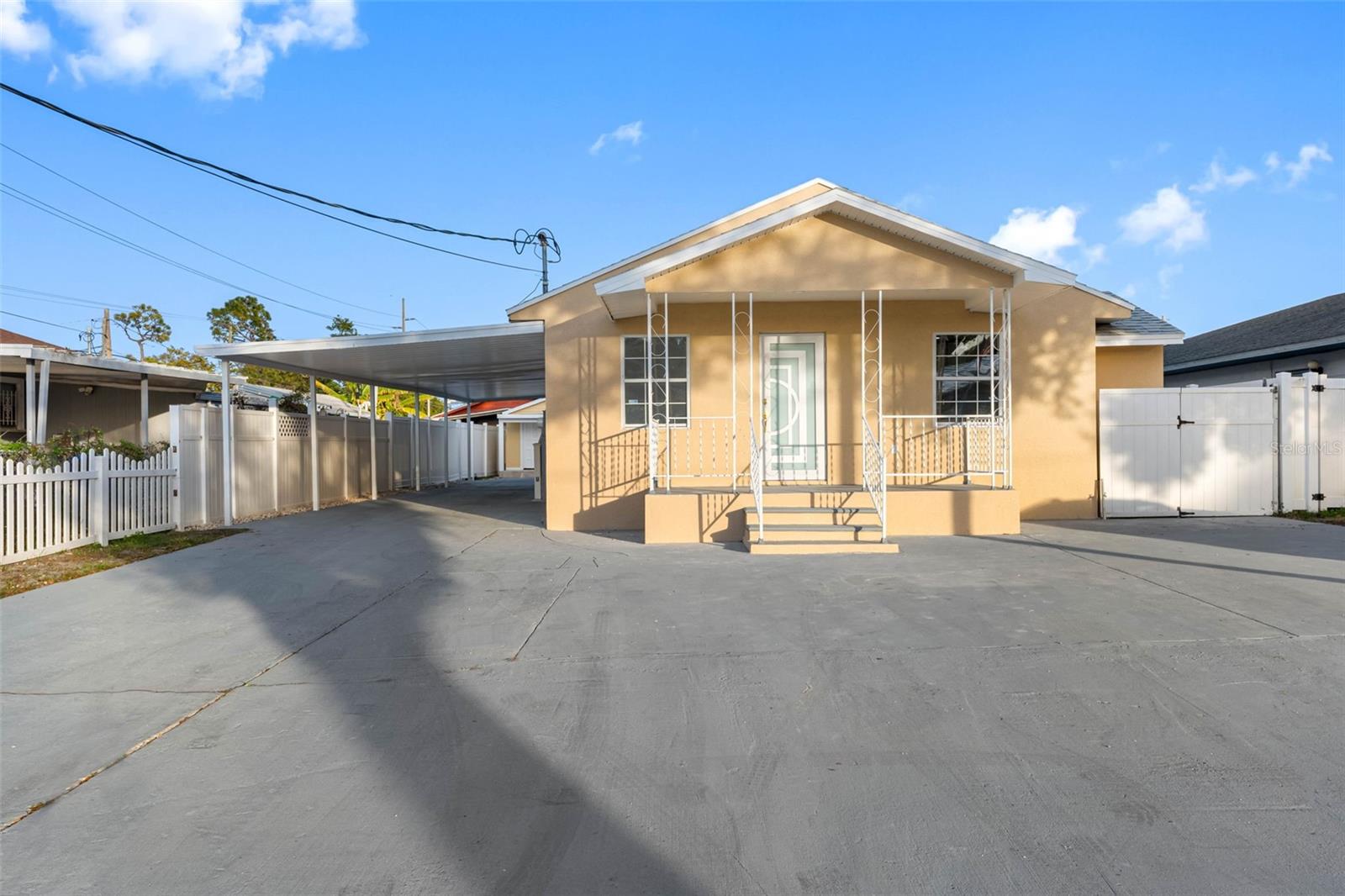 PINECREST VILLA ADD 1 - Residential