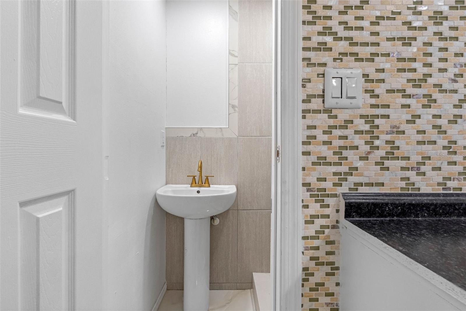 PINECREST VILLA ADD 1 - Residential