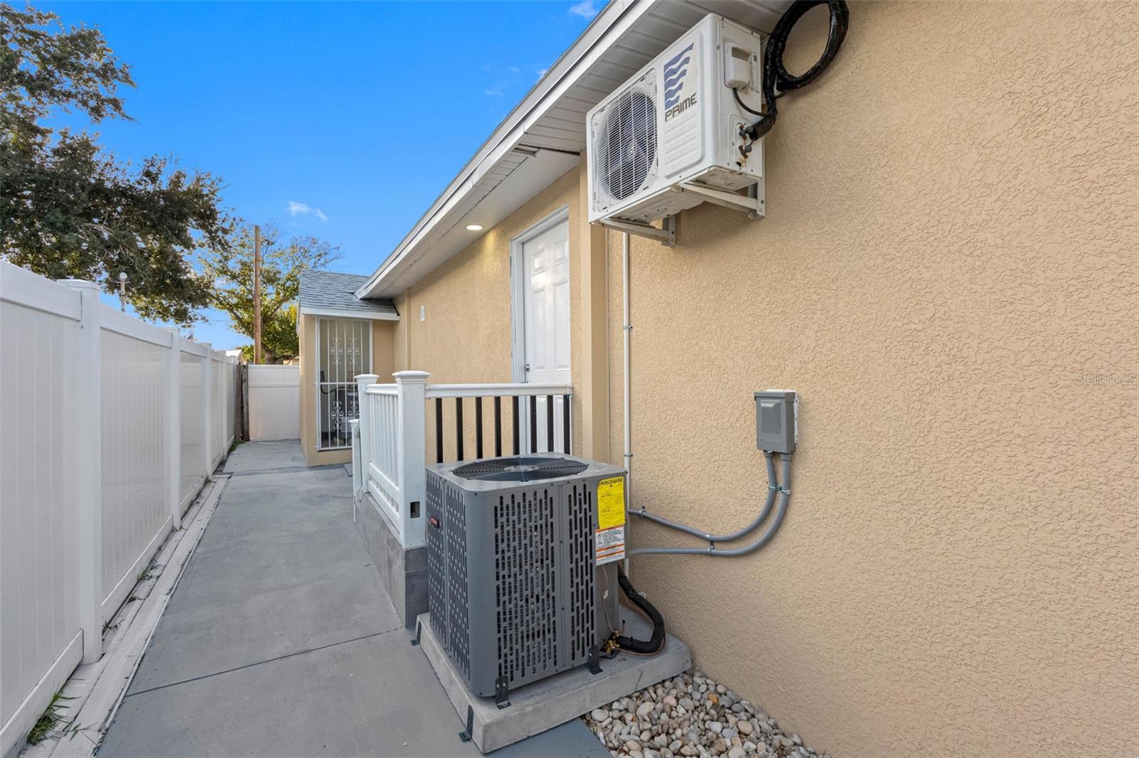 PINECREST VILLA ADD 1 - Residential