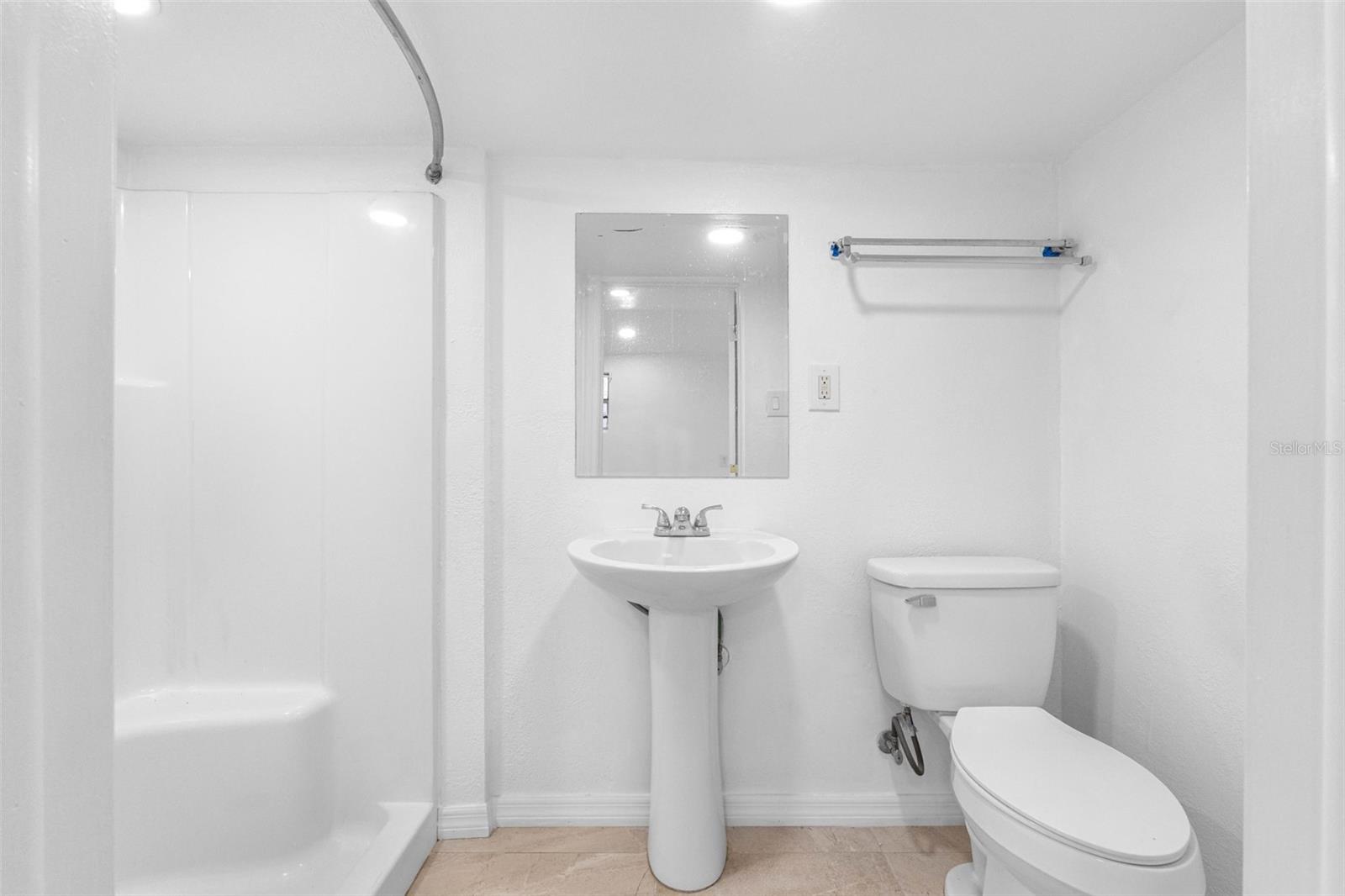 PINECREST VILLA ADD 1 - Residential