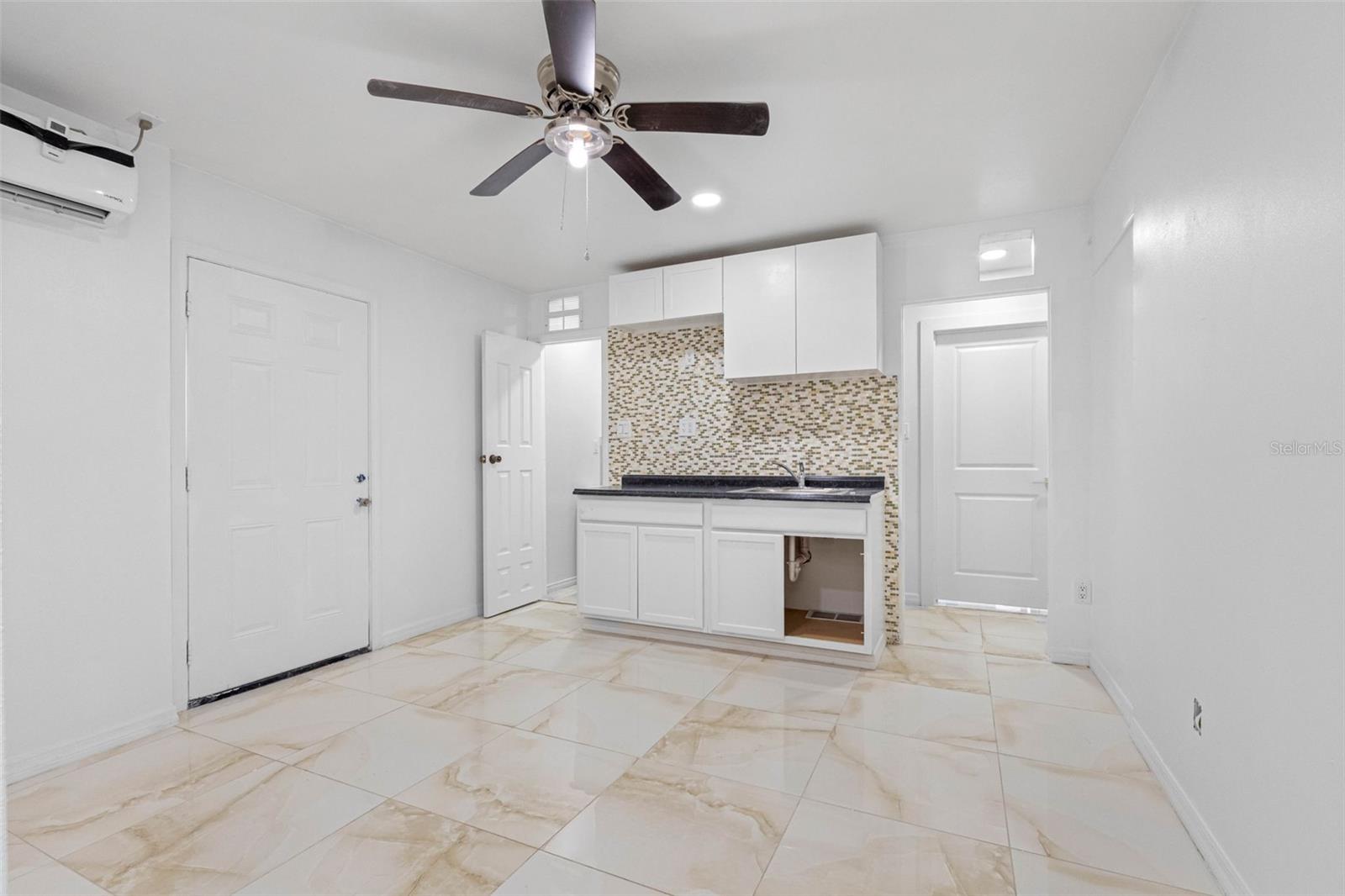 PINECREST VILLA ADD 1 - Residential