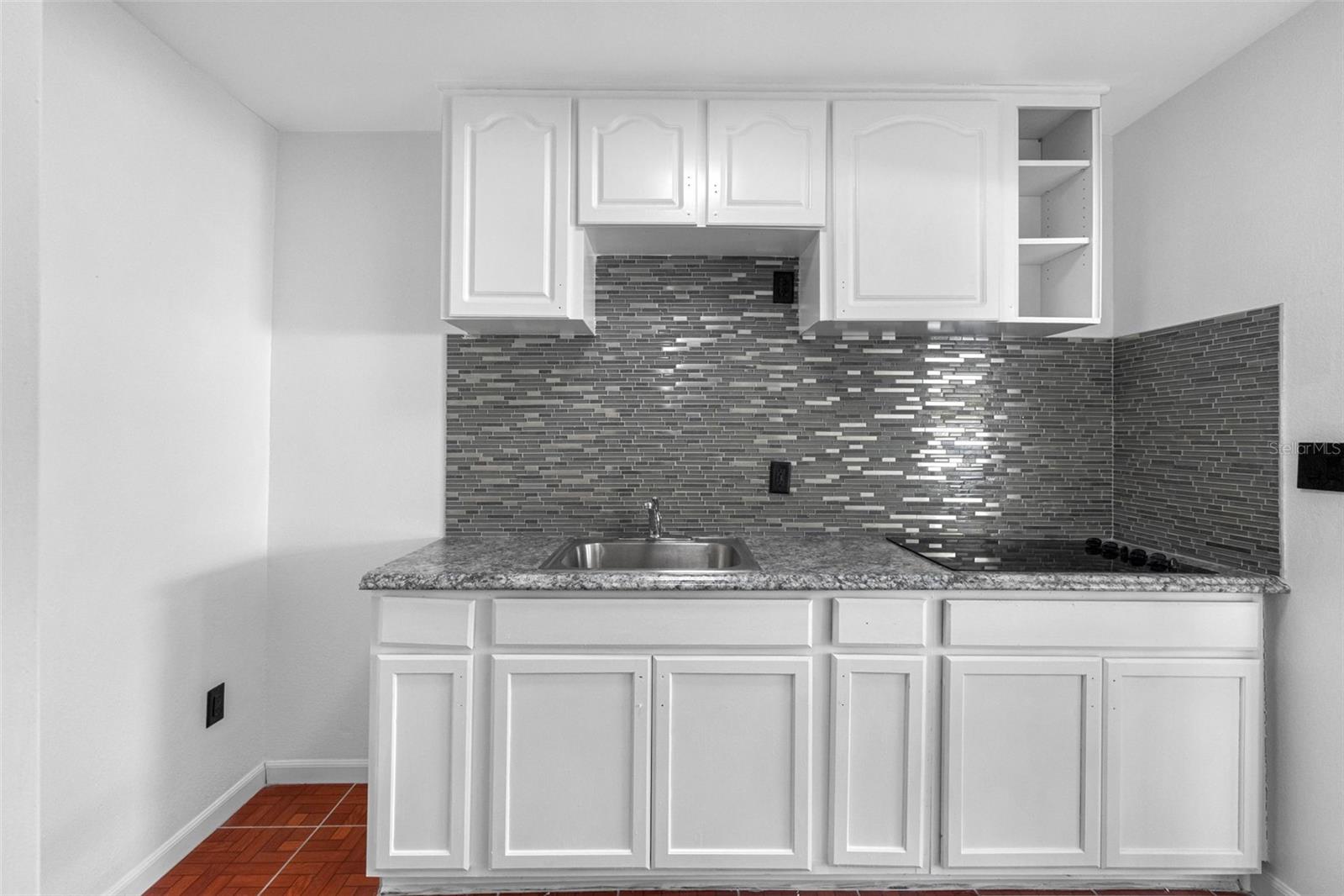 PINECREST VILLA ADD 1 - Residential