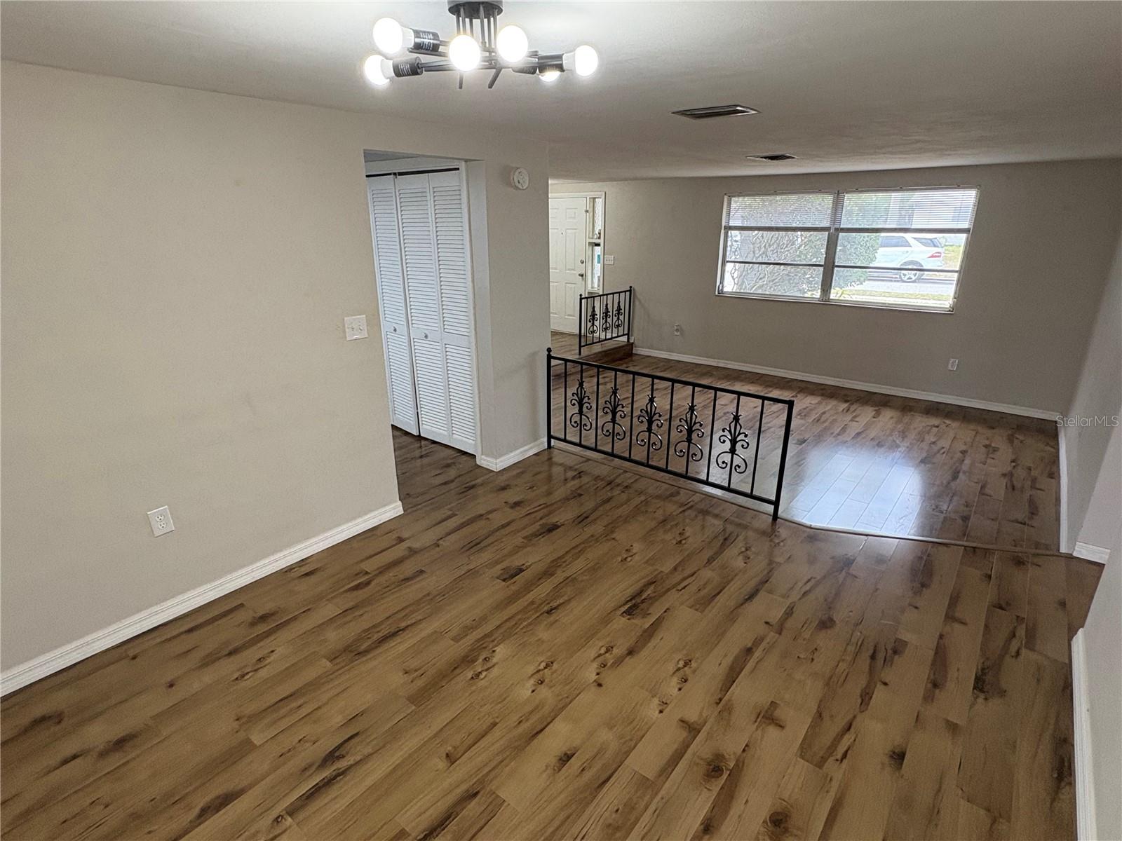 HOLIDAY GARDEN ESTATES - Residential