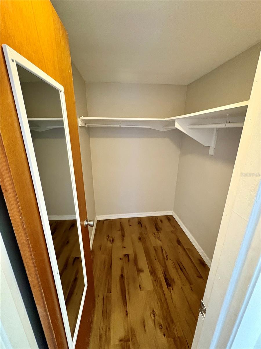 HOLIDAY GARDEN ESTATES - Residential