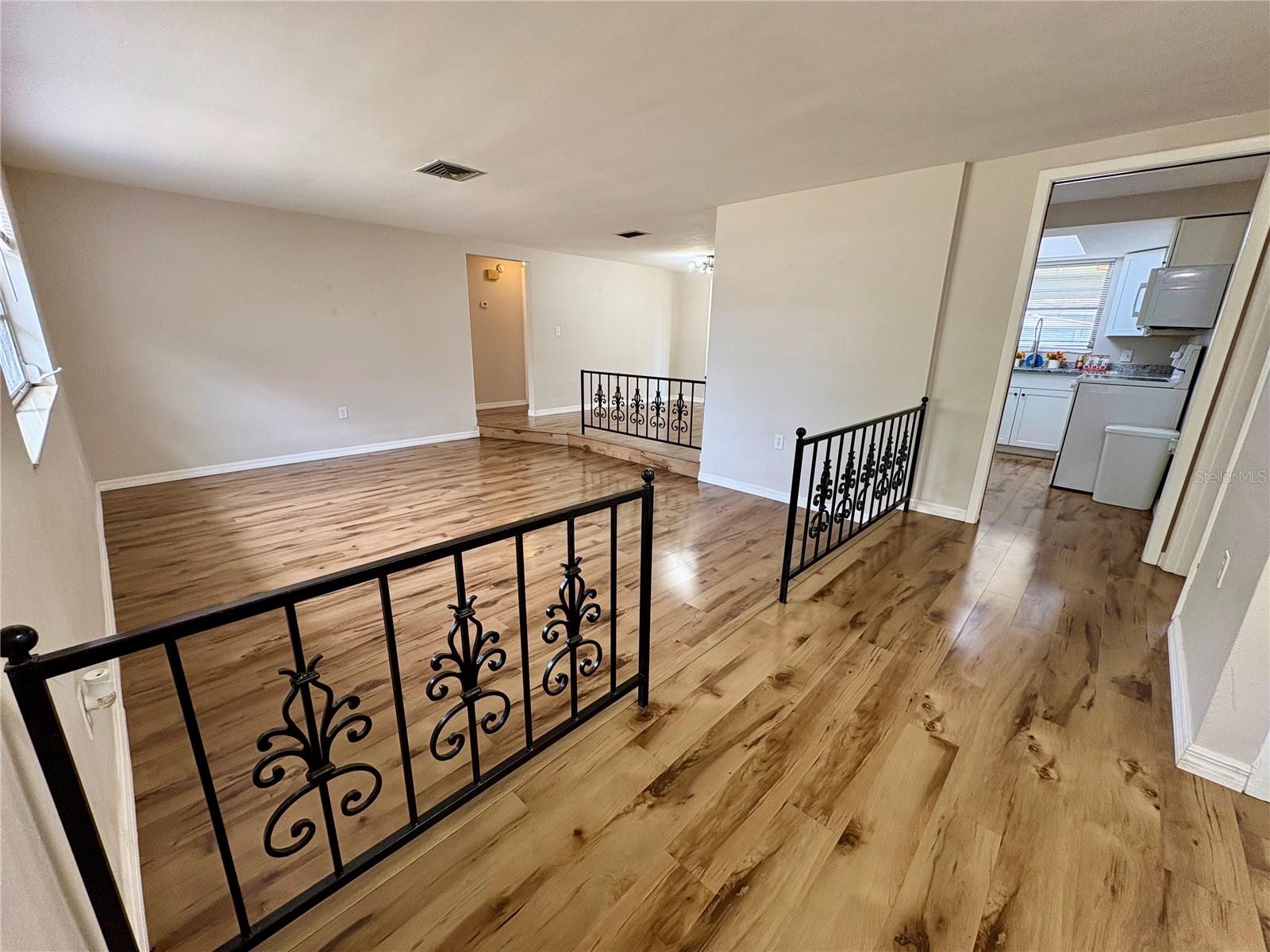 HOLIDAY GARDEN ESTATES - Residential