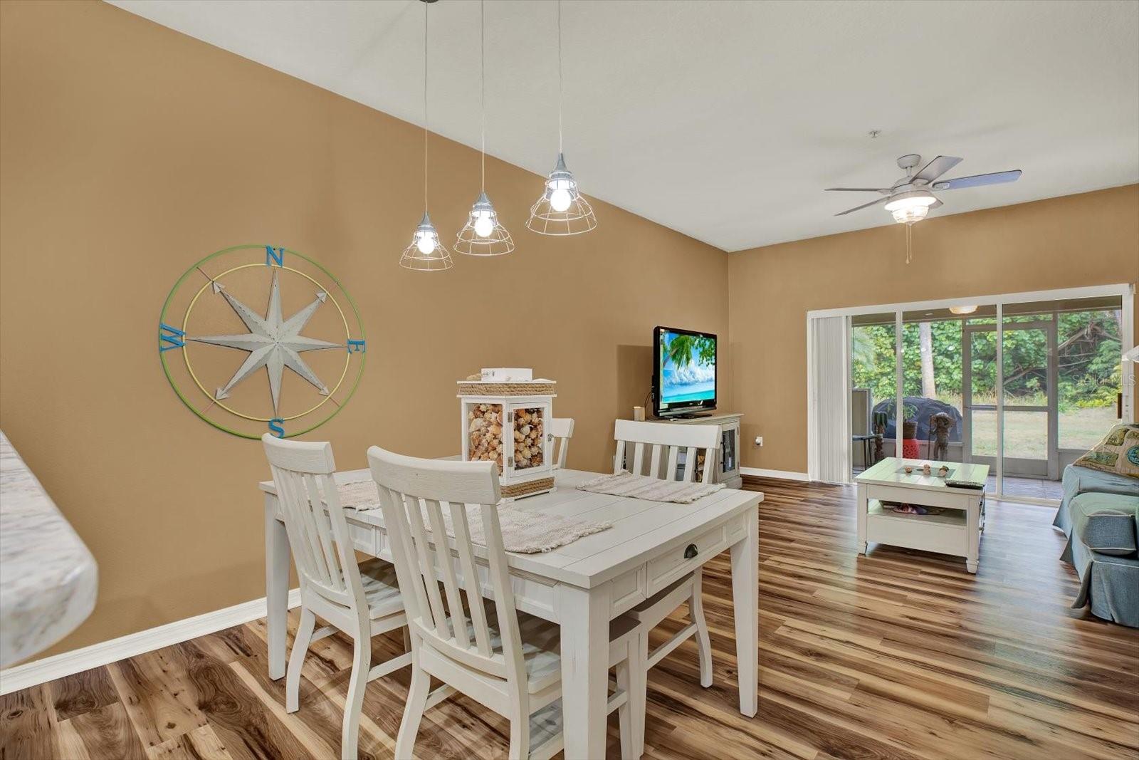 11162 KAPOK GRAND CIRCLE