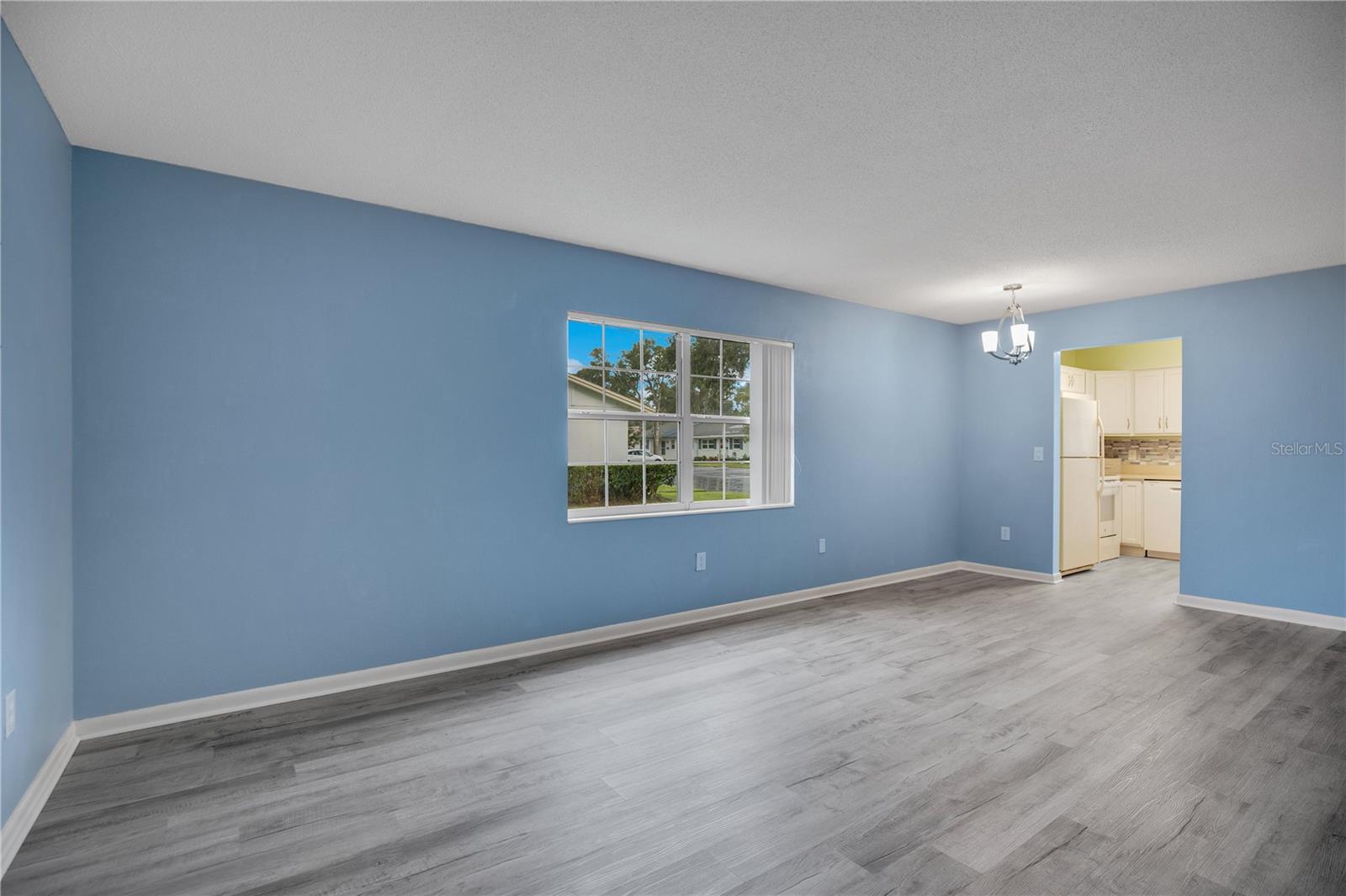 239 N HILL AVENUE 110